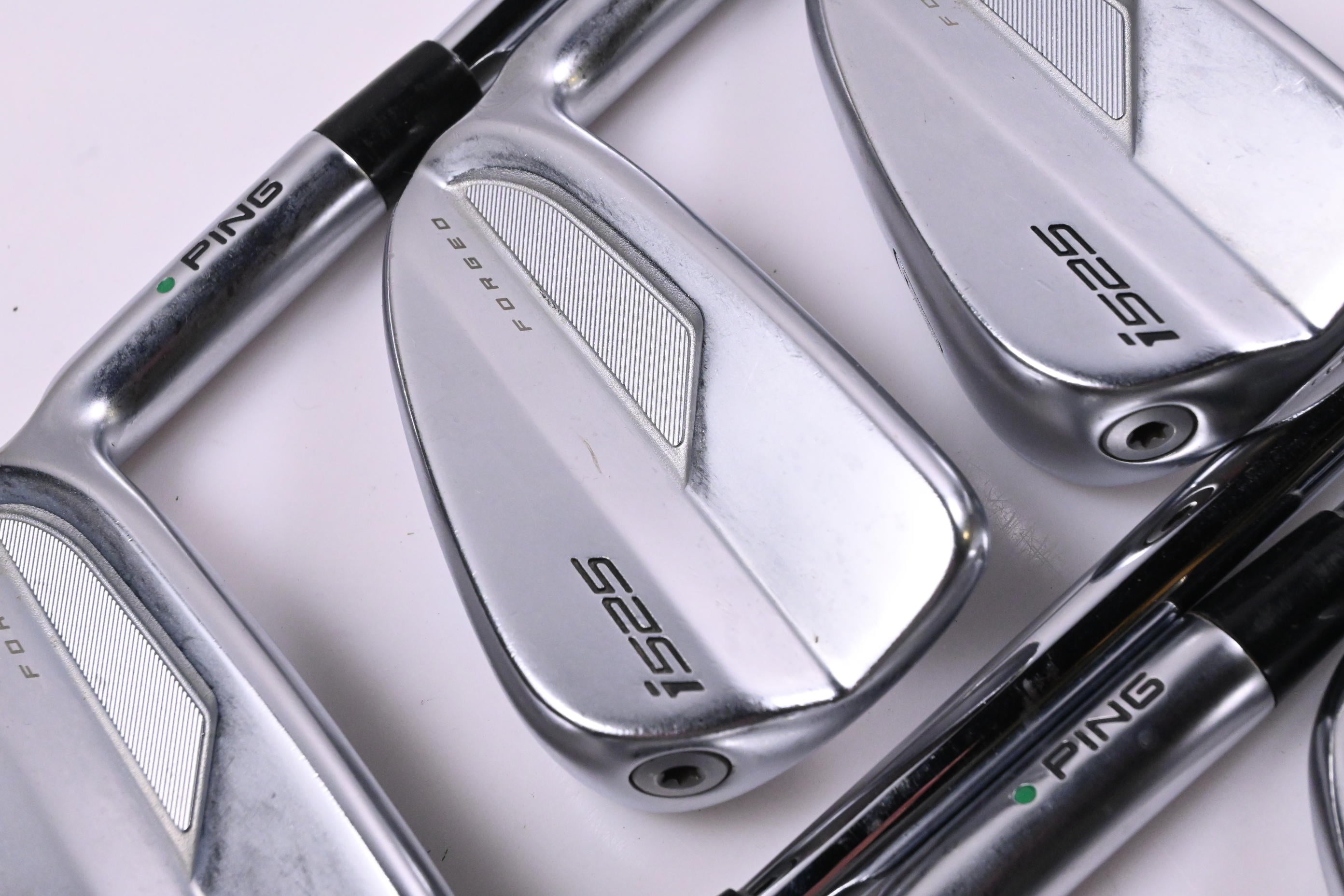 Ping i525 Irons / 5-PW+GW / Green Dot / Regular Flex Dynamic Gold 105 R300