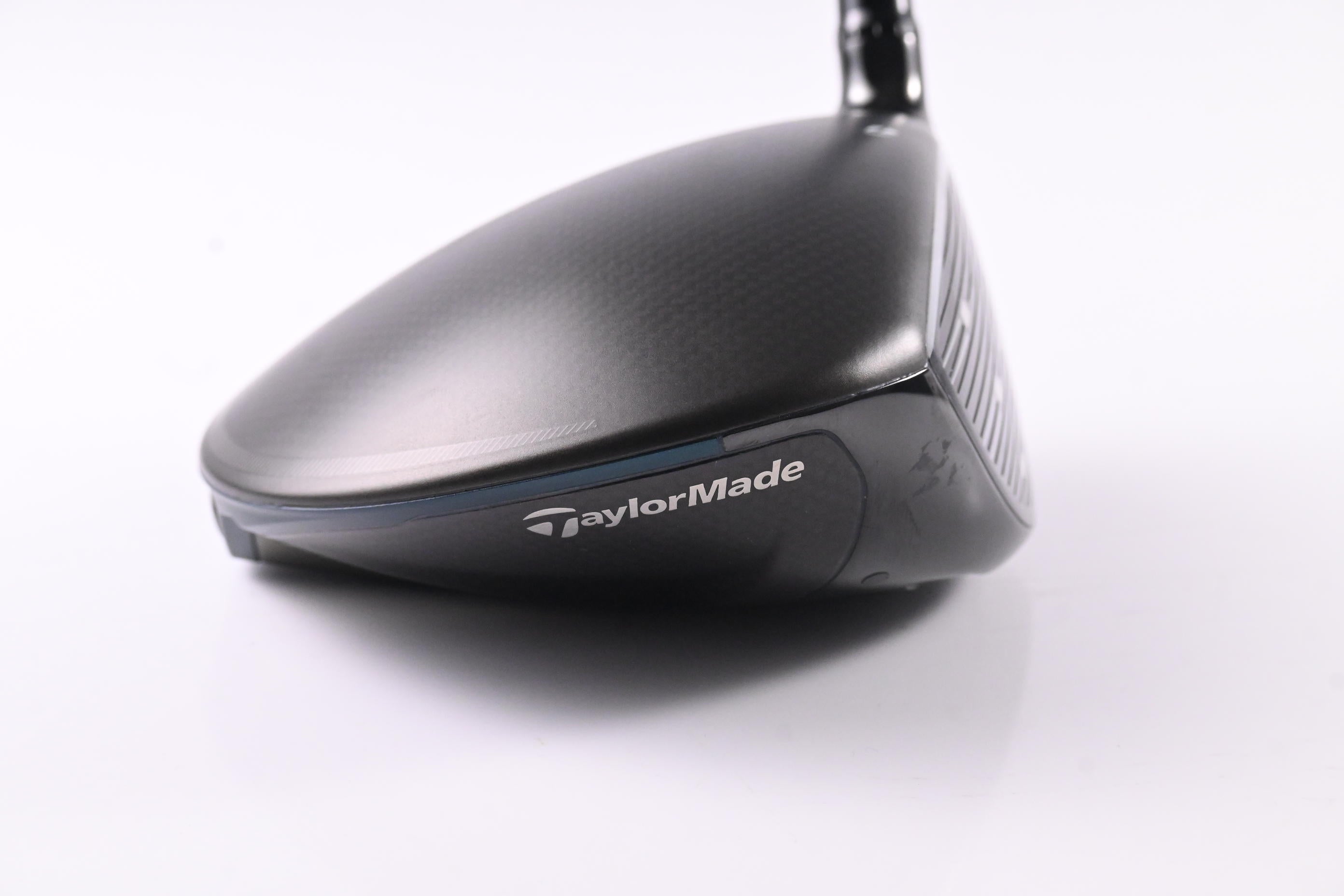 Taylormade Qi4D Driver / 10.5 Degree / Regular Flex Mitsubishi Reax 50 Shaft