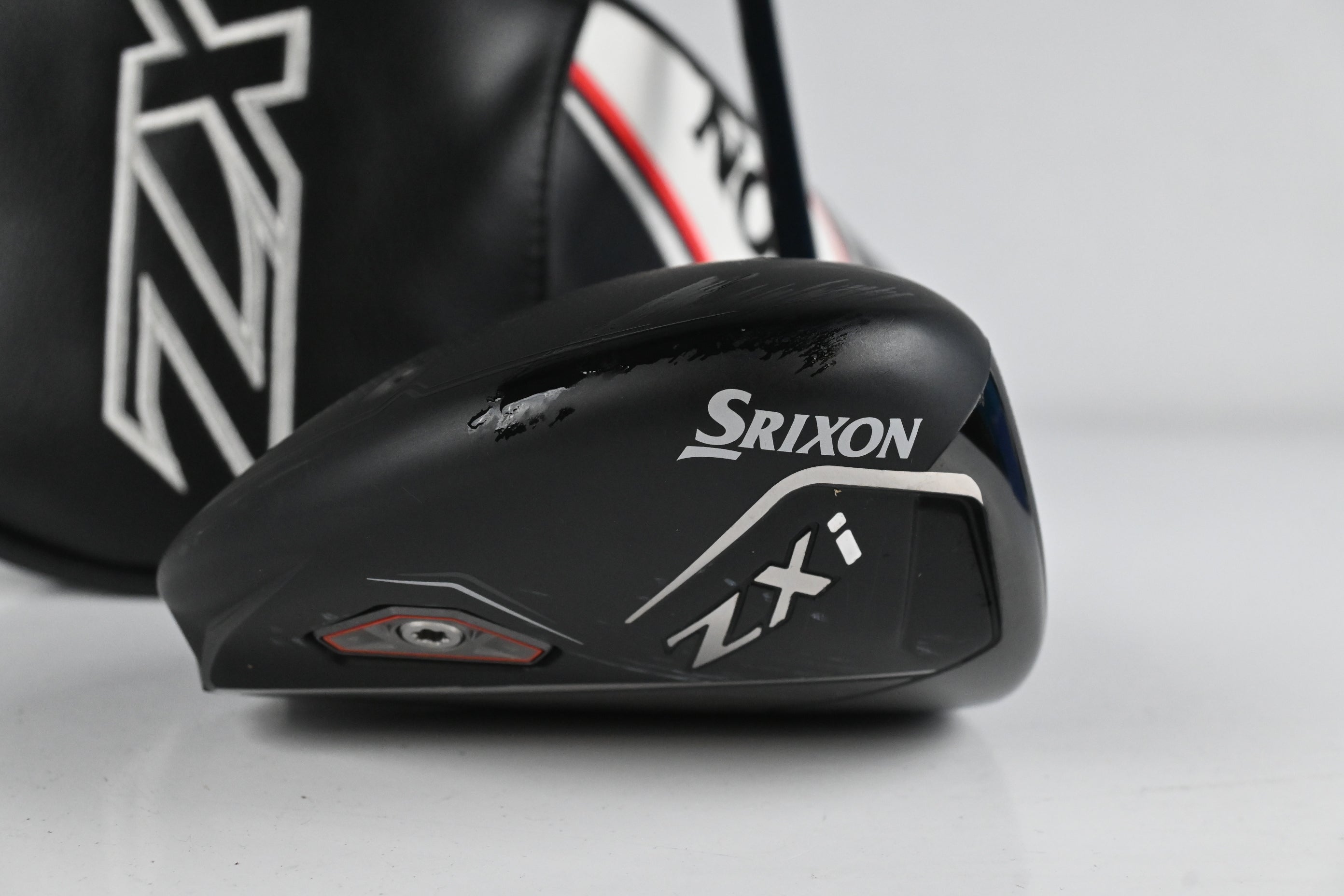 Srixon ZXi Driver / 10.5 Degree / Stiff Flex Fujikura Ventus TR Blue 6 Shaft