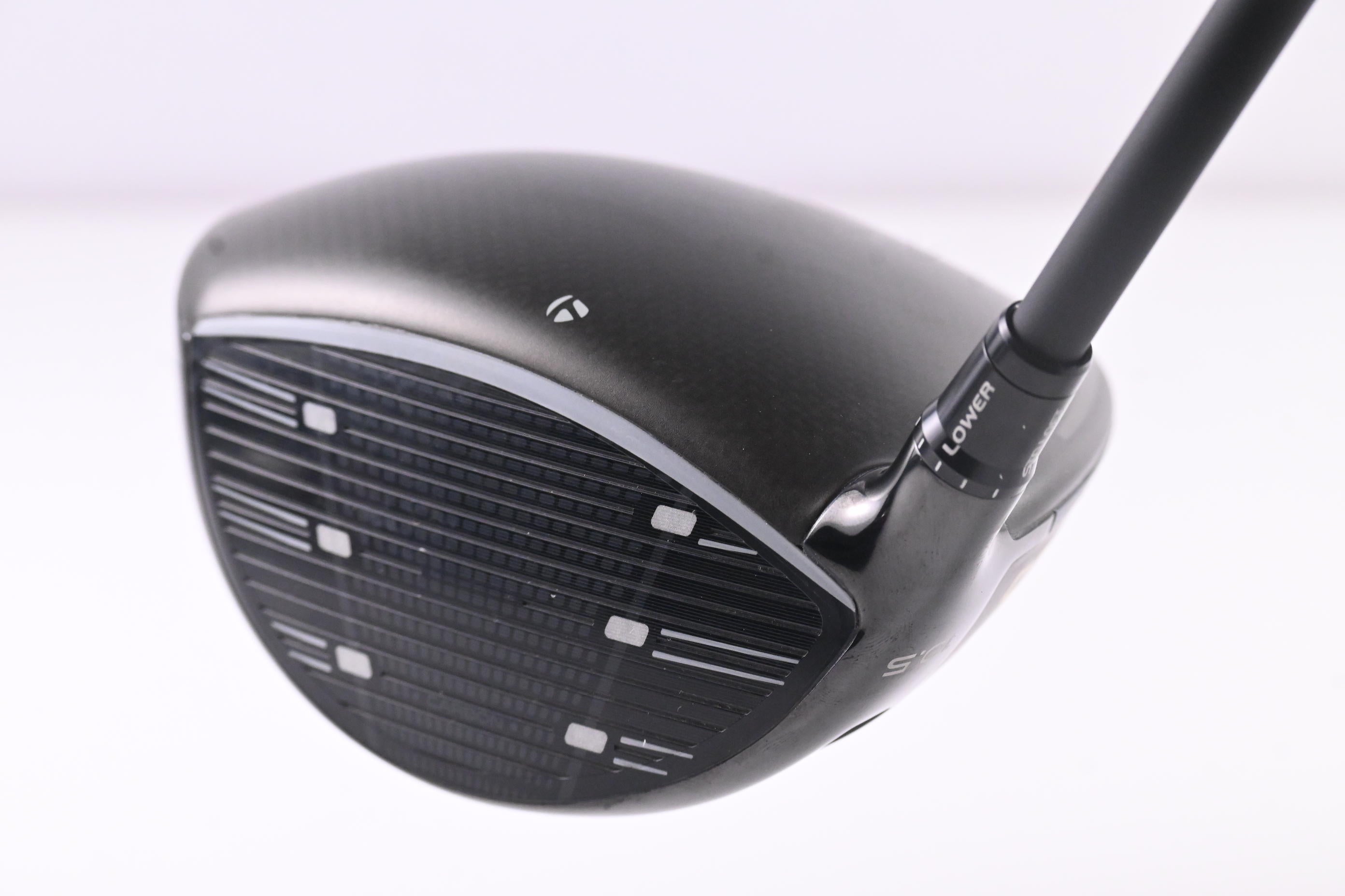 Taylormade Qi4D Driver / 10.5 Degree / Regular Flex Mitsubishi Reax 50 Shaft