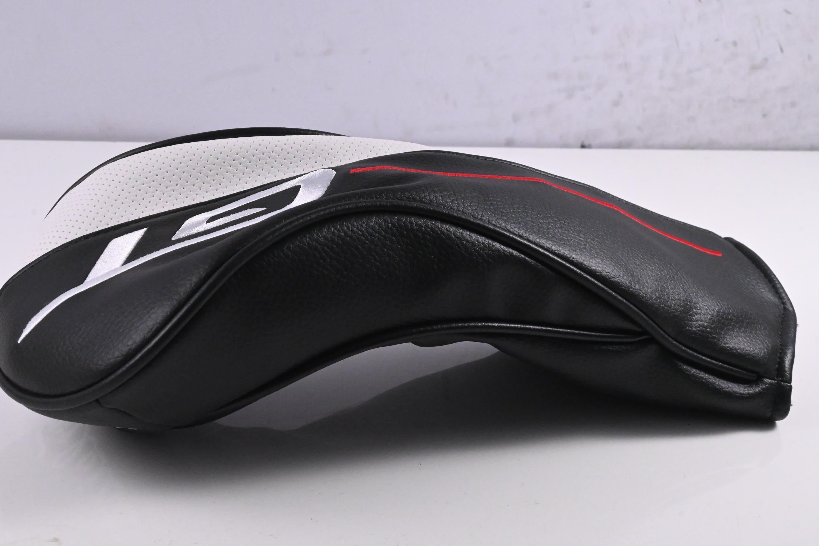 Titleist GT1 Driver / 12 Degree / Regular Flex Fujikura Air Speeder 40 Shaft