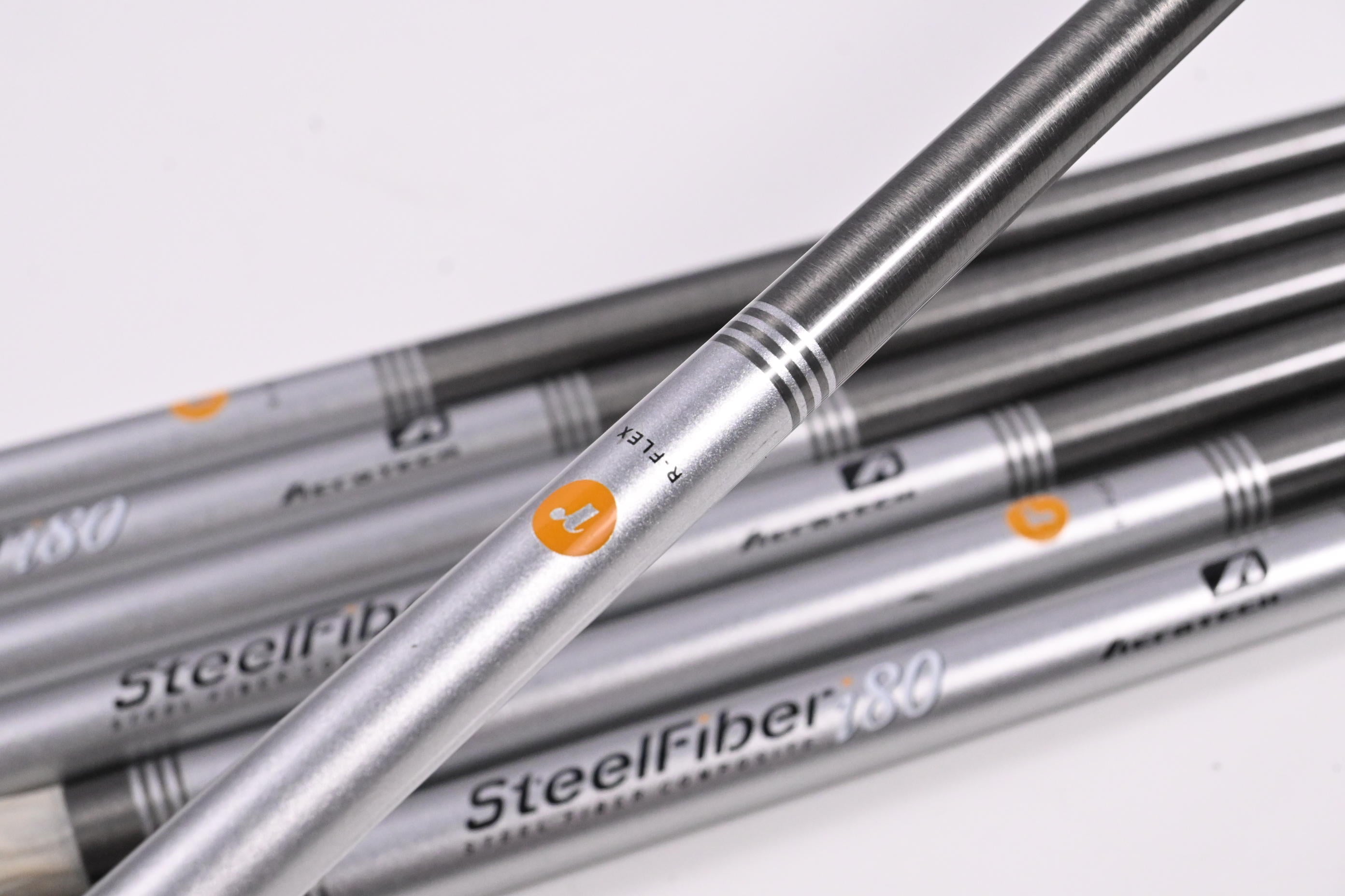 Aerotech Steelfiber i80 Shafts / Regular Flex / Set of 7 / .355" Tip