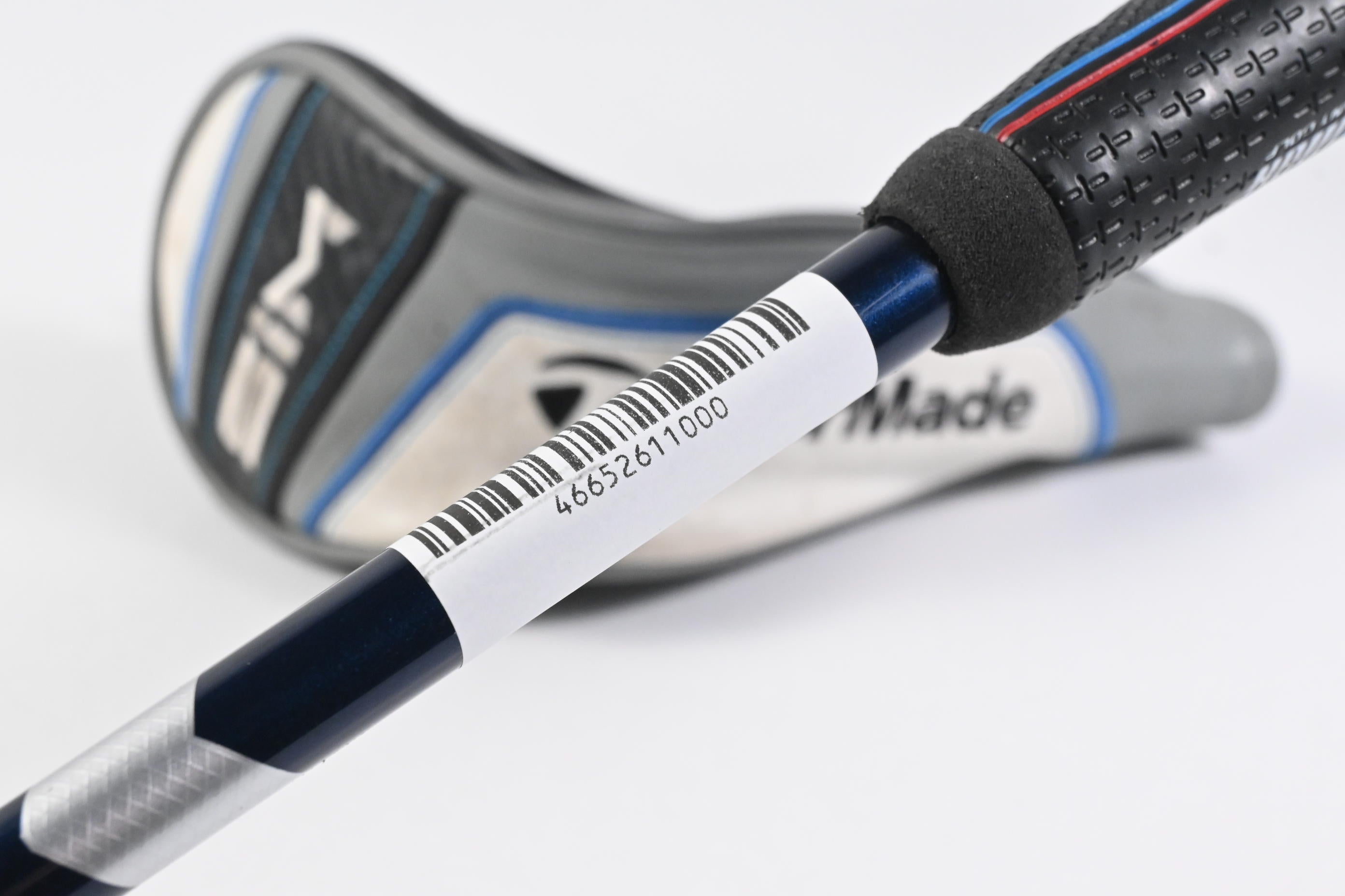 Taylormade SIM Max #4 Hybrid / 22 Degree / Stiff Flex Fujikura Ventus Blue 7