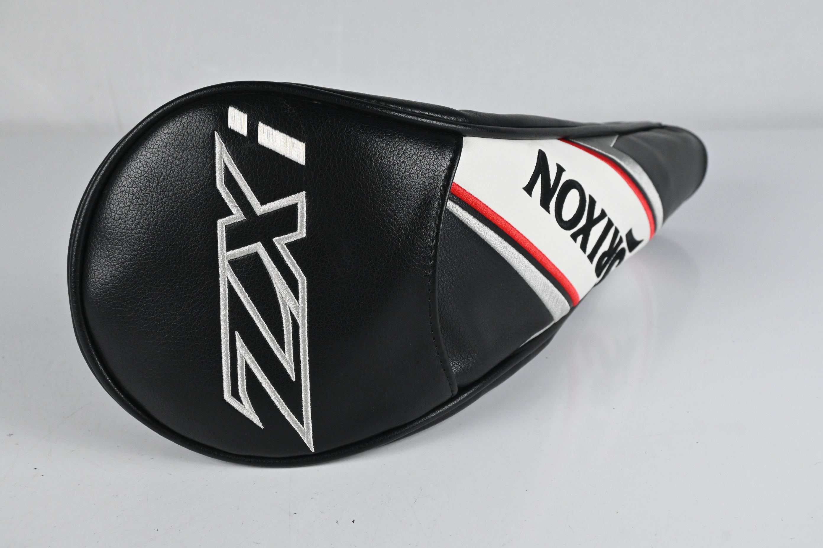 Srixon ZXi Driver / 10.5 Degree / Stiff Flex Fujikura Ventus TR Blue 6 Shaft