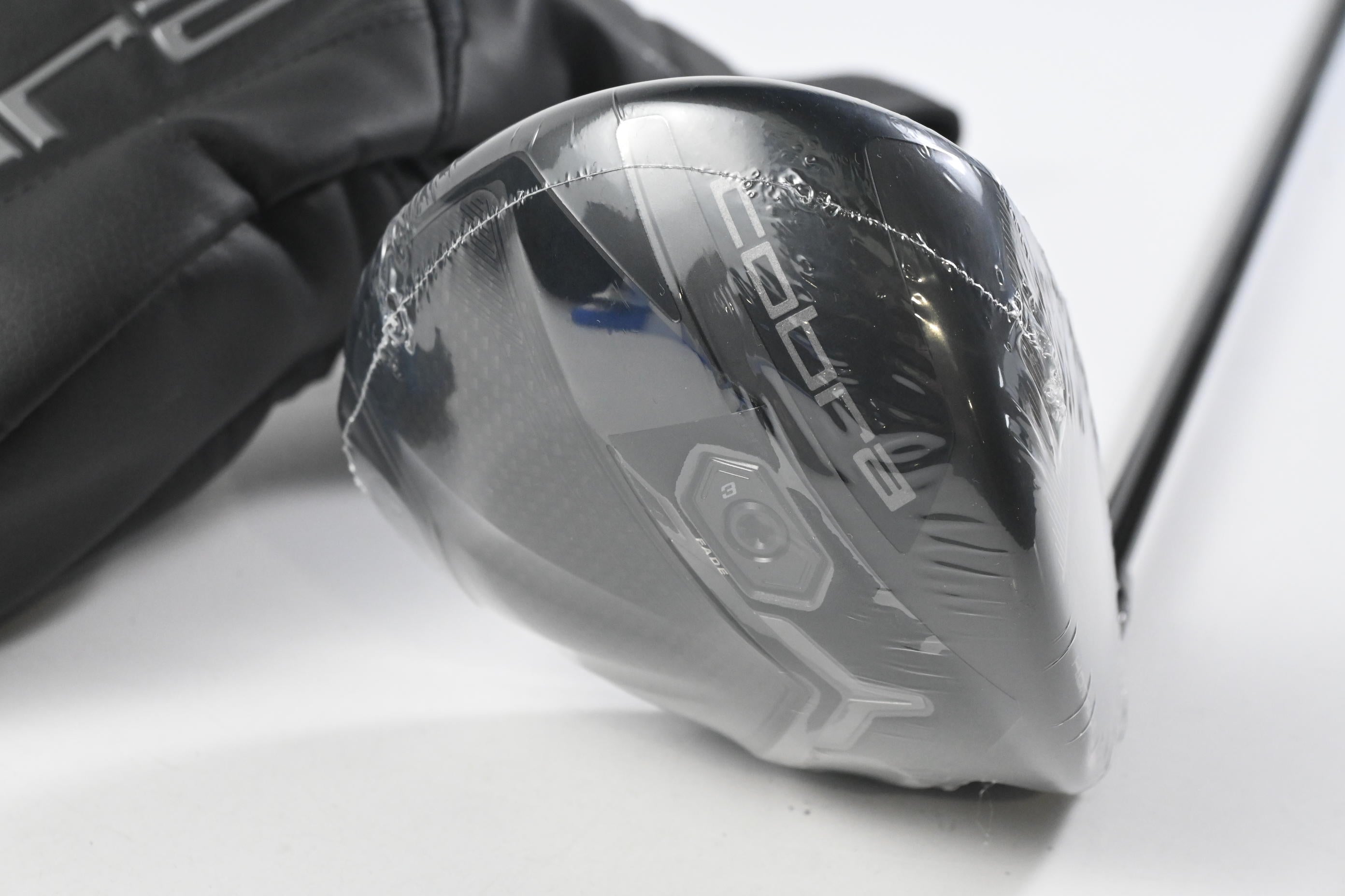 Cobra DS-Adapt LS Driver / 9 Degree / X-Flex Denali Black 60 Shaft