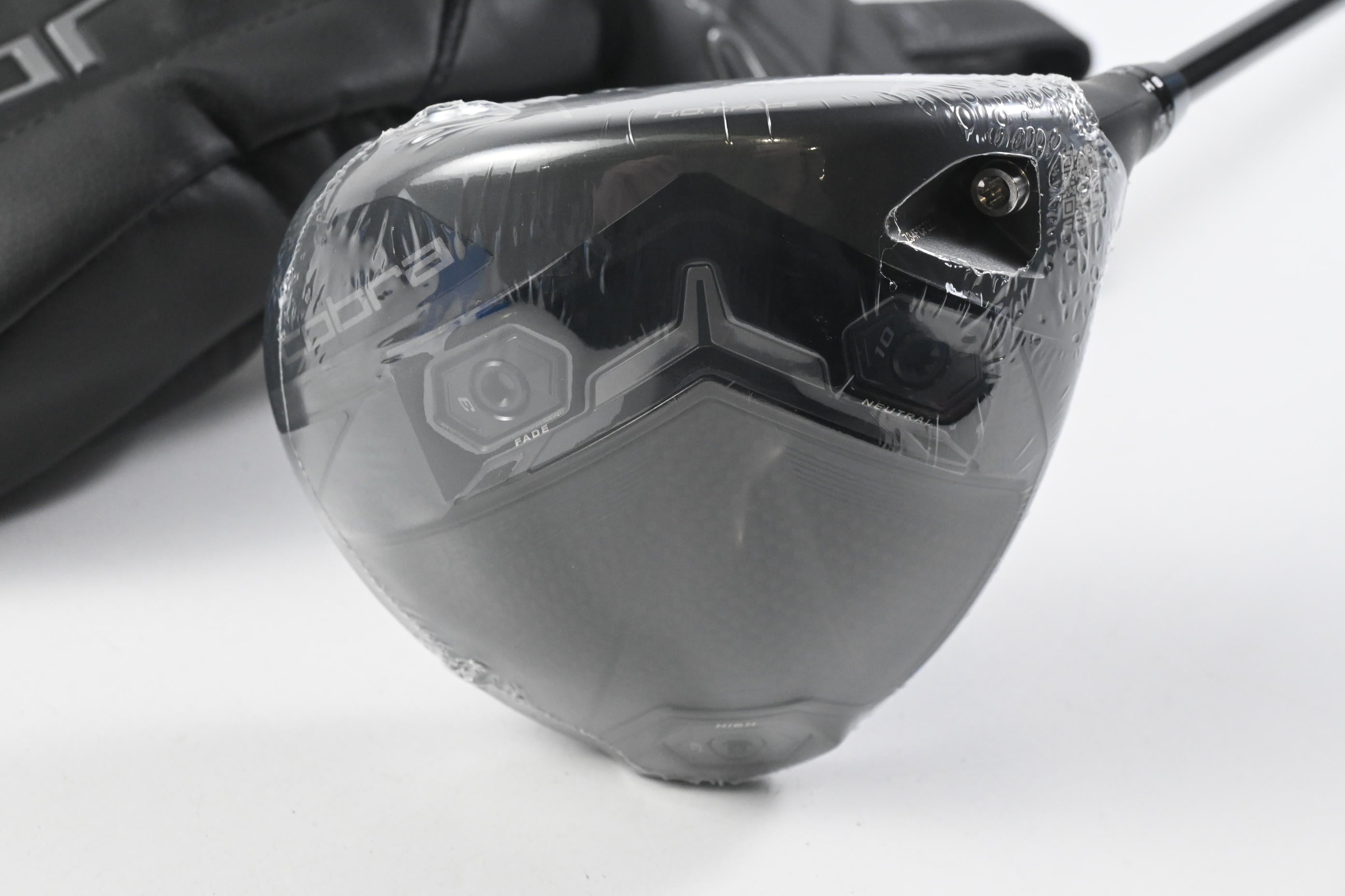 Cobra DS-Adapt LS Driver / 9 Degree / X-Flex Denali Black 60 Shaft