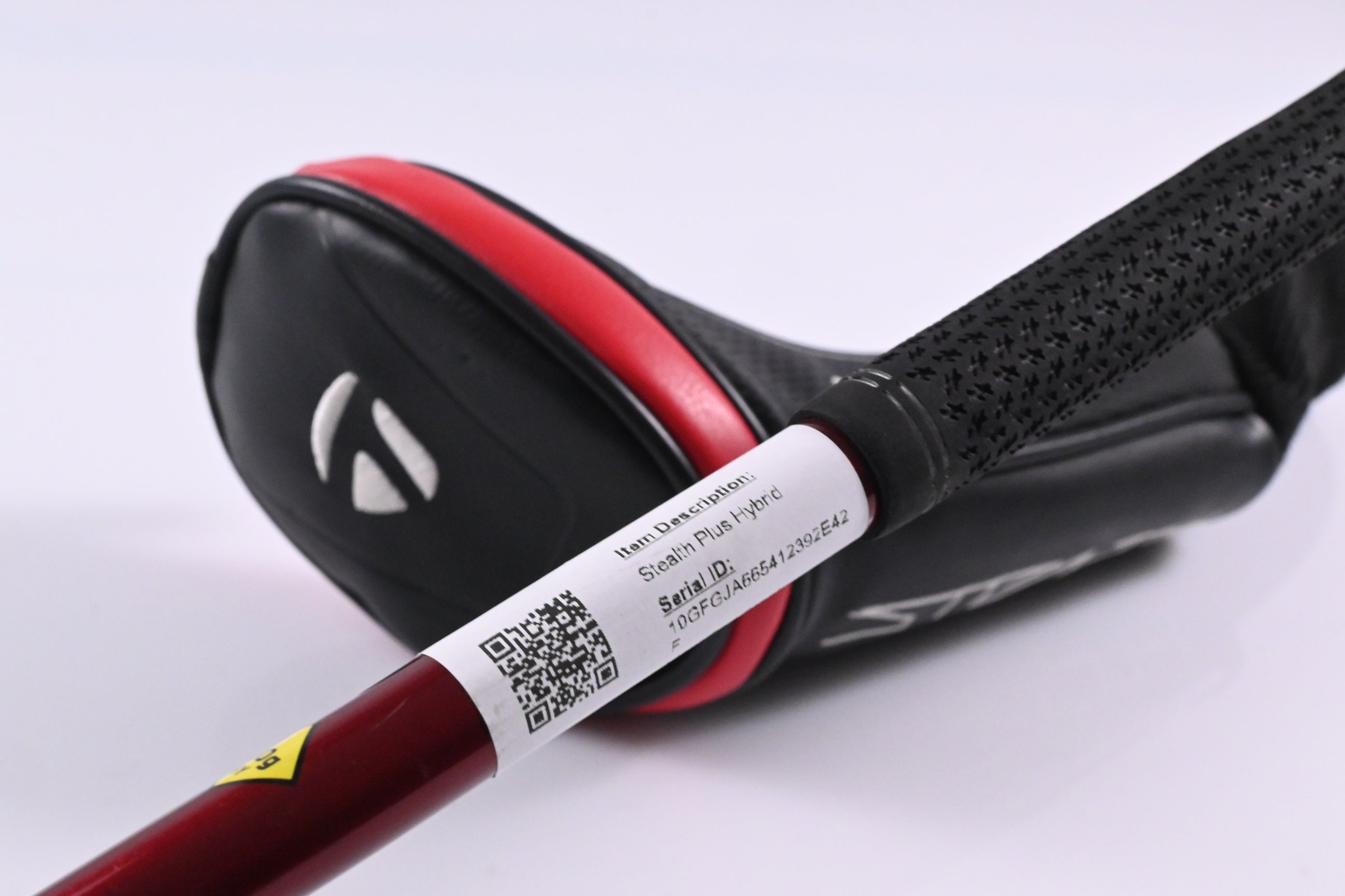 Taylormade Stealth Plus #3 Hybrid / 19.5 Degree / Stiff Flex HZRDUS Smoke Red 80