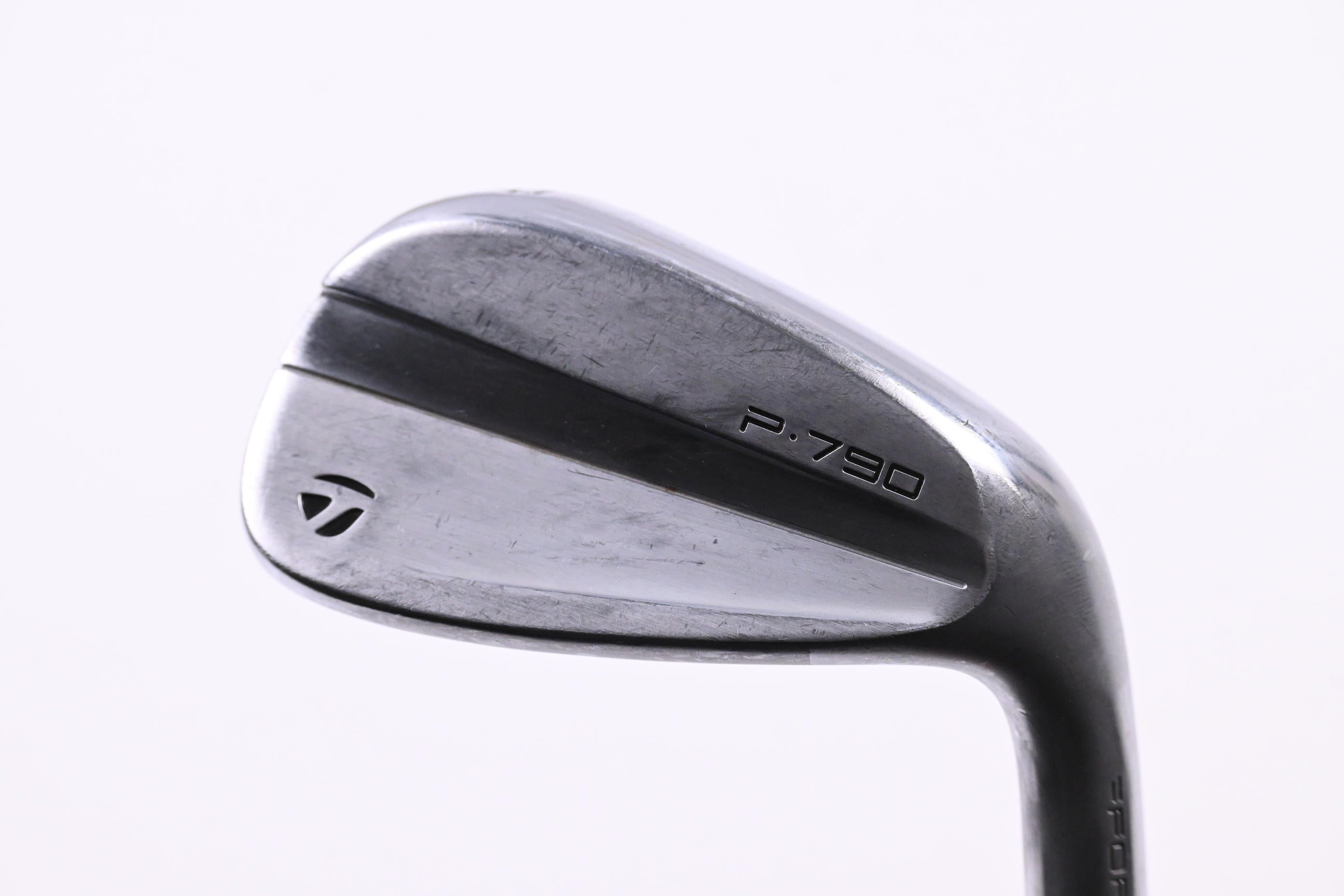 Taylormade P790 2023 Pitching Wedge / 45 Degree / Regular Flex Dynamic Gold R300