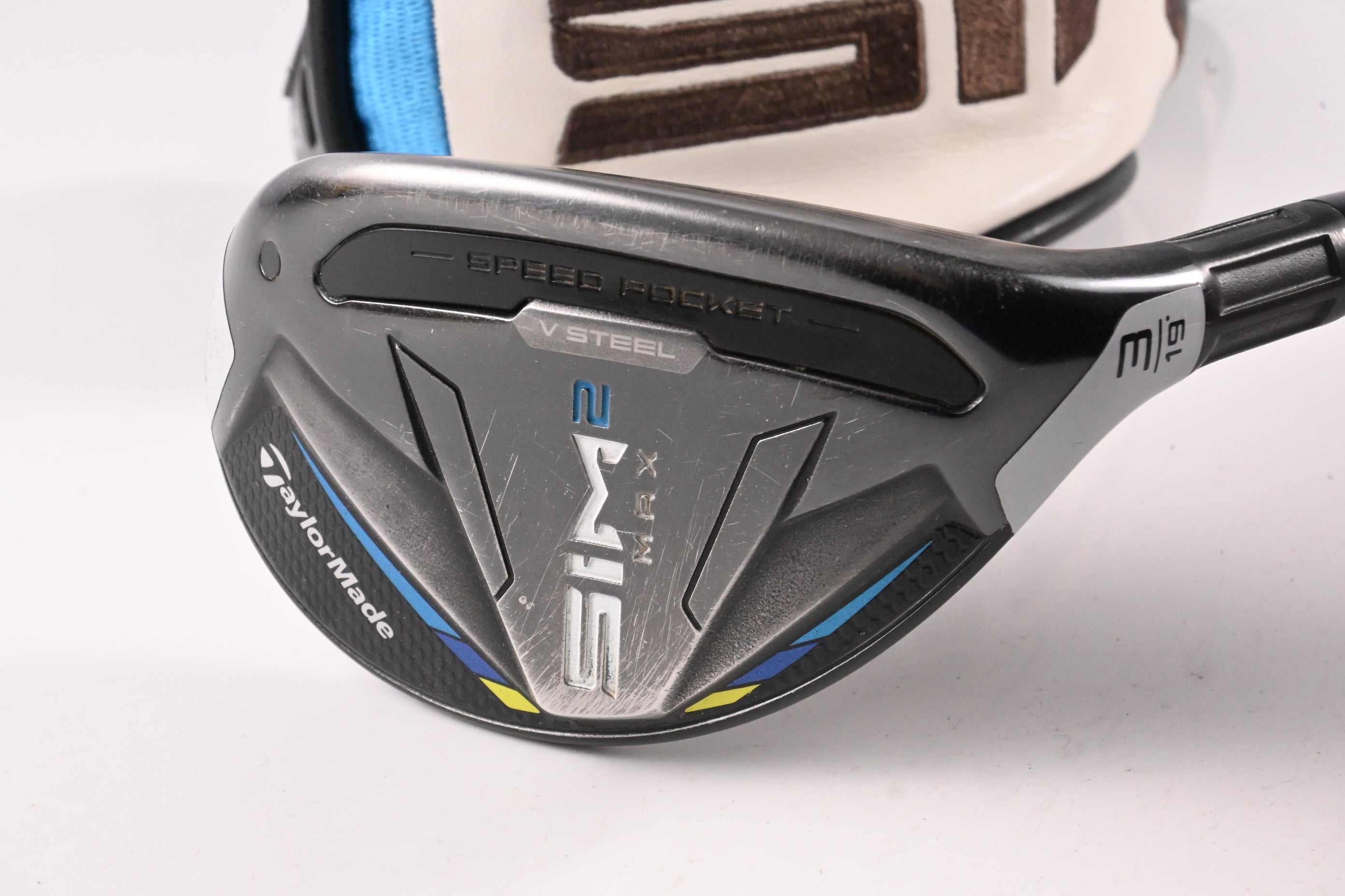 Taylormade SIM2 Max #3 Hybrid / 19 Degree / Regular Flex Ventus Blue 6 Shaft