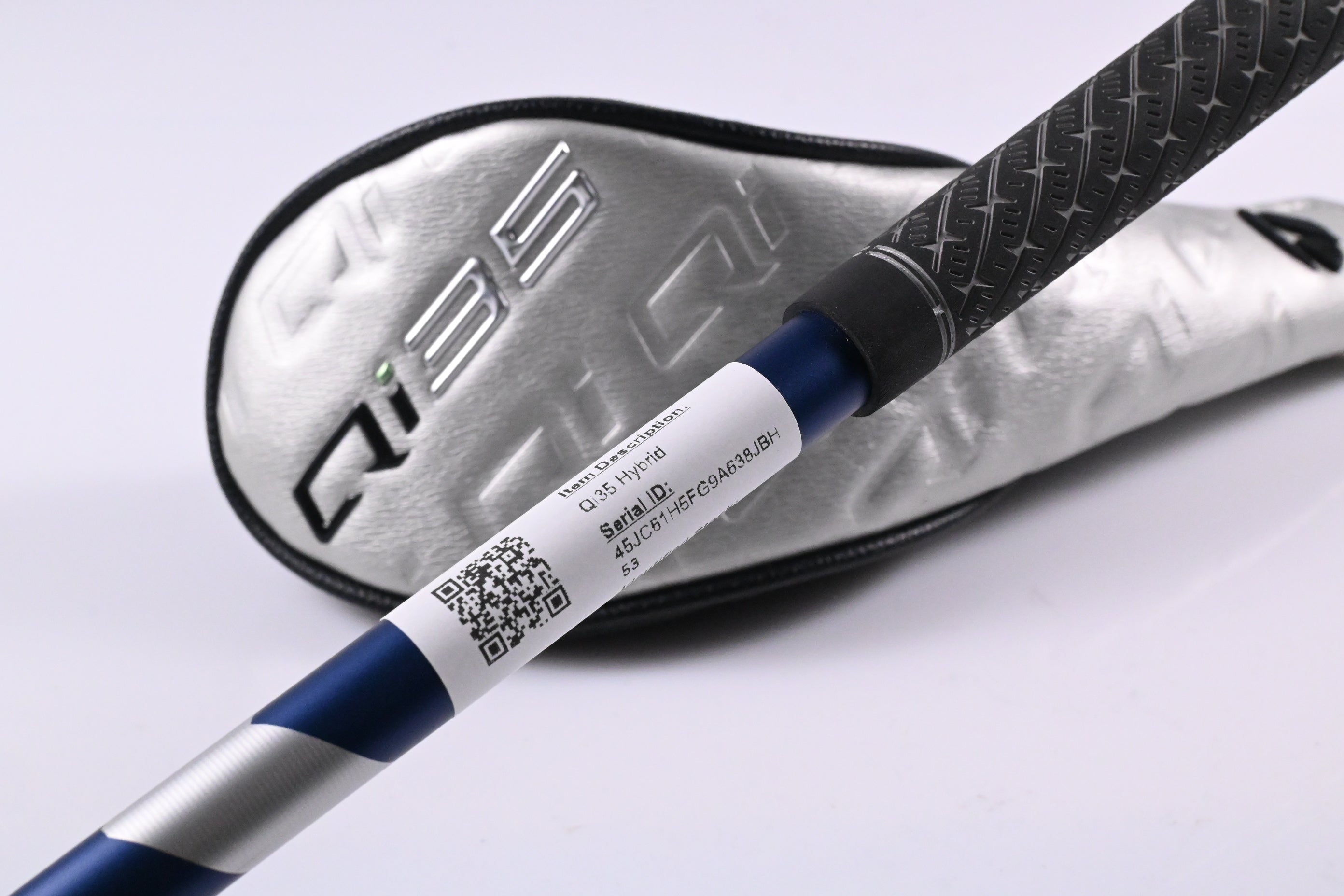 Taylormade Qi35 #4 Hybrid / 22 Degree / Regular Flex Fujikura Ventus Blue 6