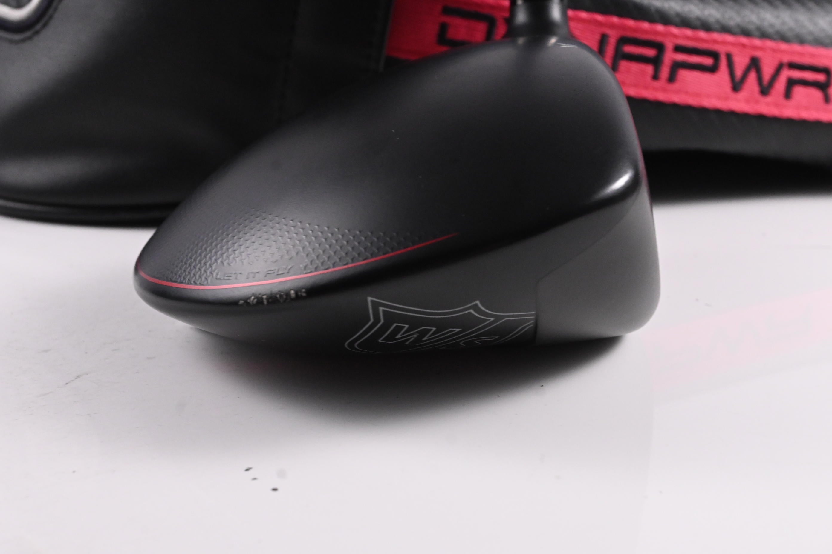 Wilson DYNAPWR Titanium 2023 Driver / 9 Degree / Stiff Flex Ventus TR Blue 5