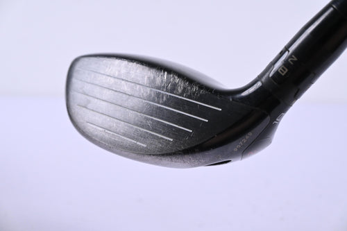 Titleist TSR2 #5 Wood / 18 Degree / Stiff Flex HZRDUS Gen4 Black 70 Shaft