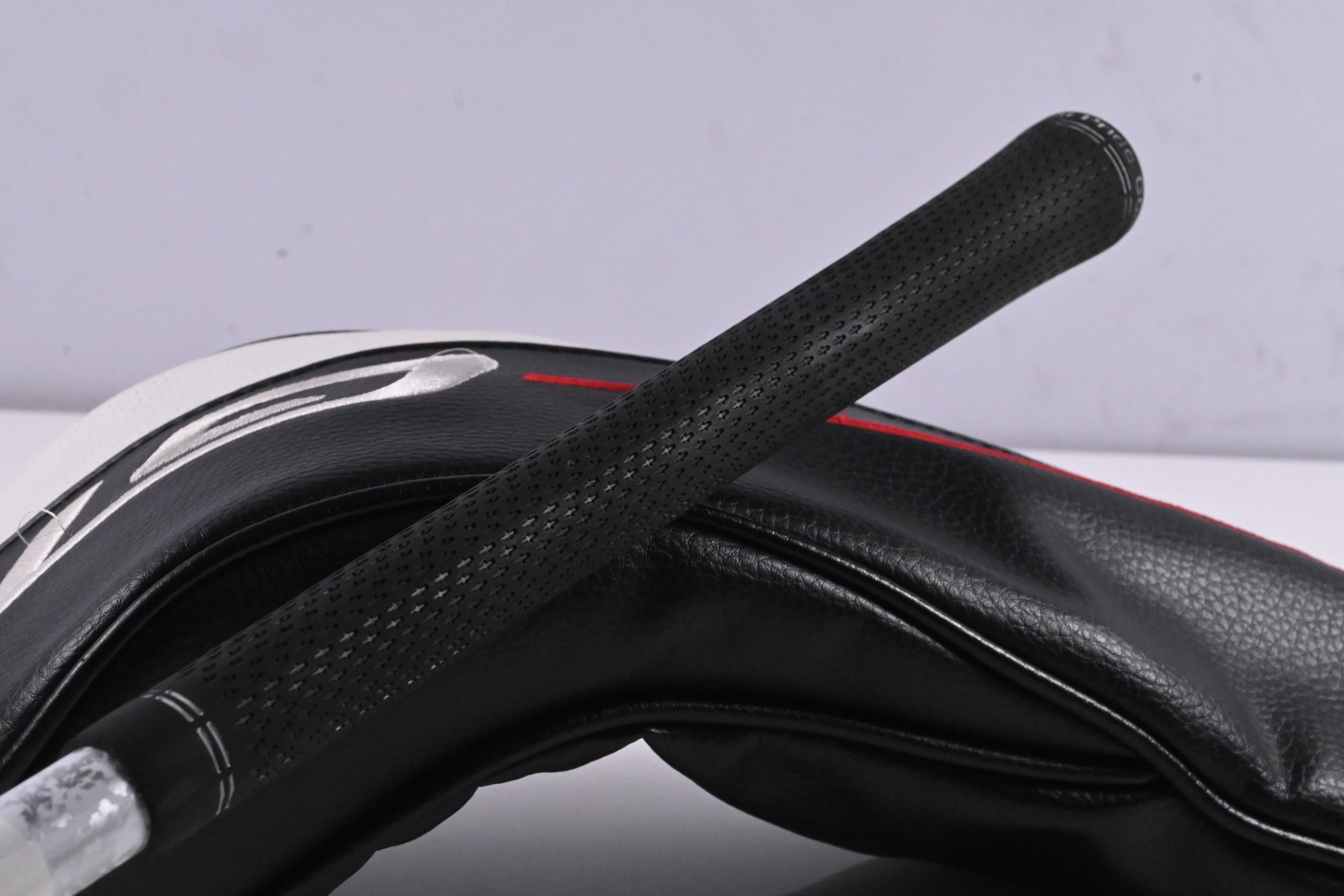 Titleist GT1 Driver / 10 Degree / X-Flex Project X Denali Red 60 Shaft