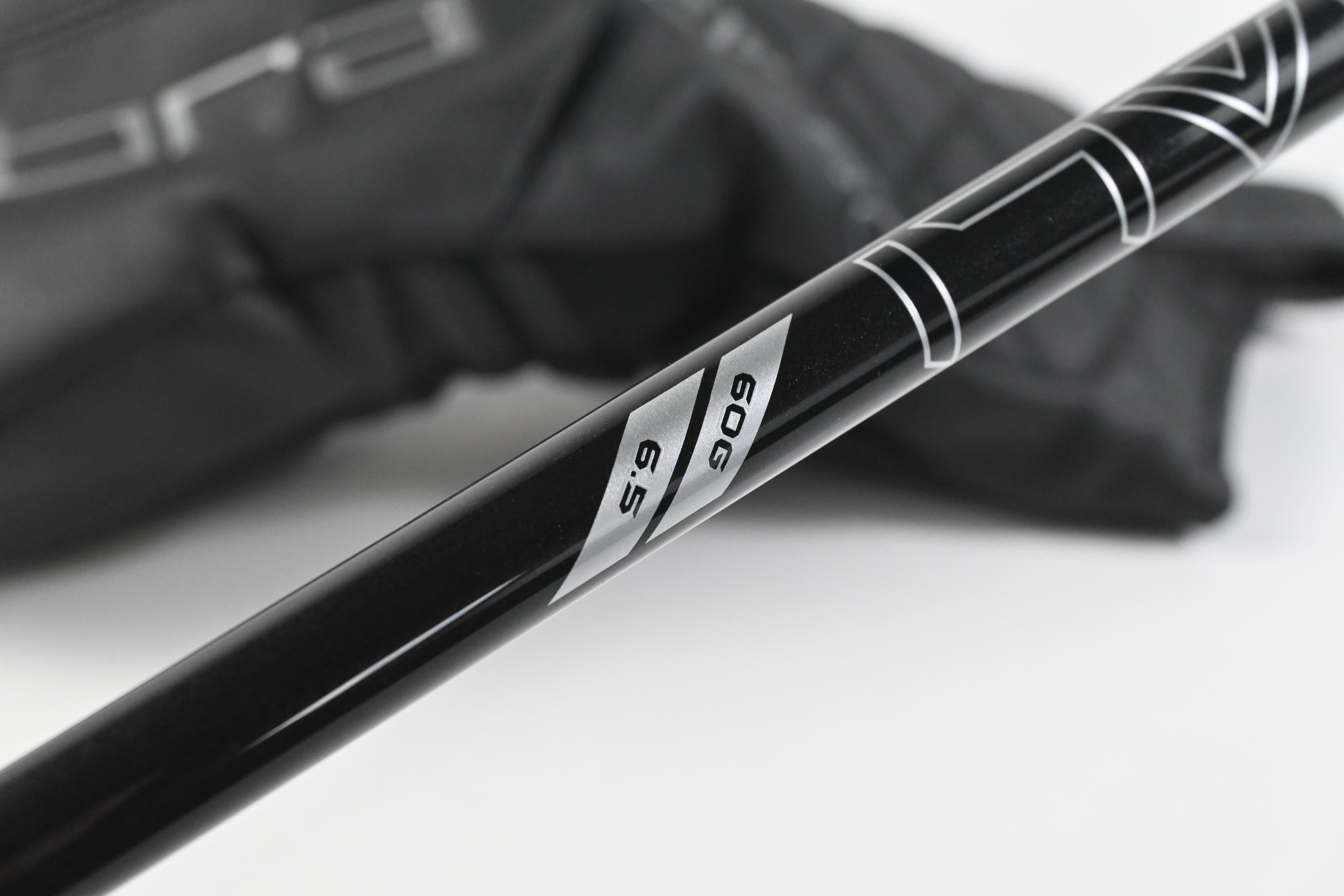Cobra DS-Adapt LS Driver / 9 Degree / X-Flex Denali Black 60 Shaft