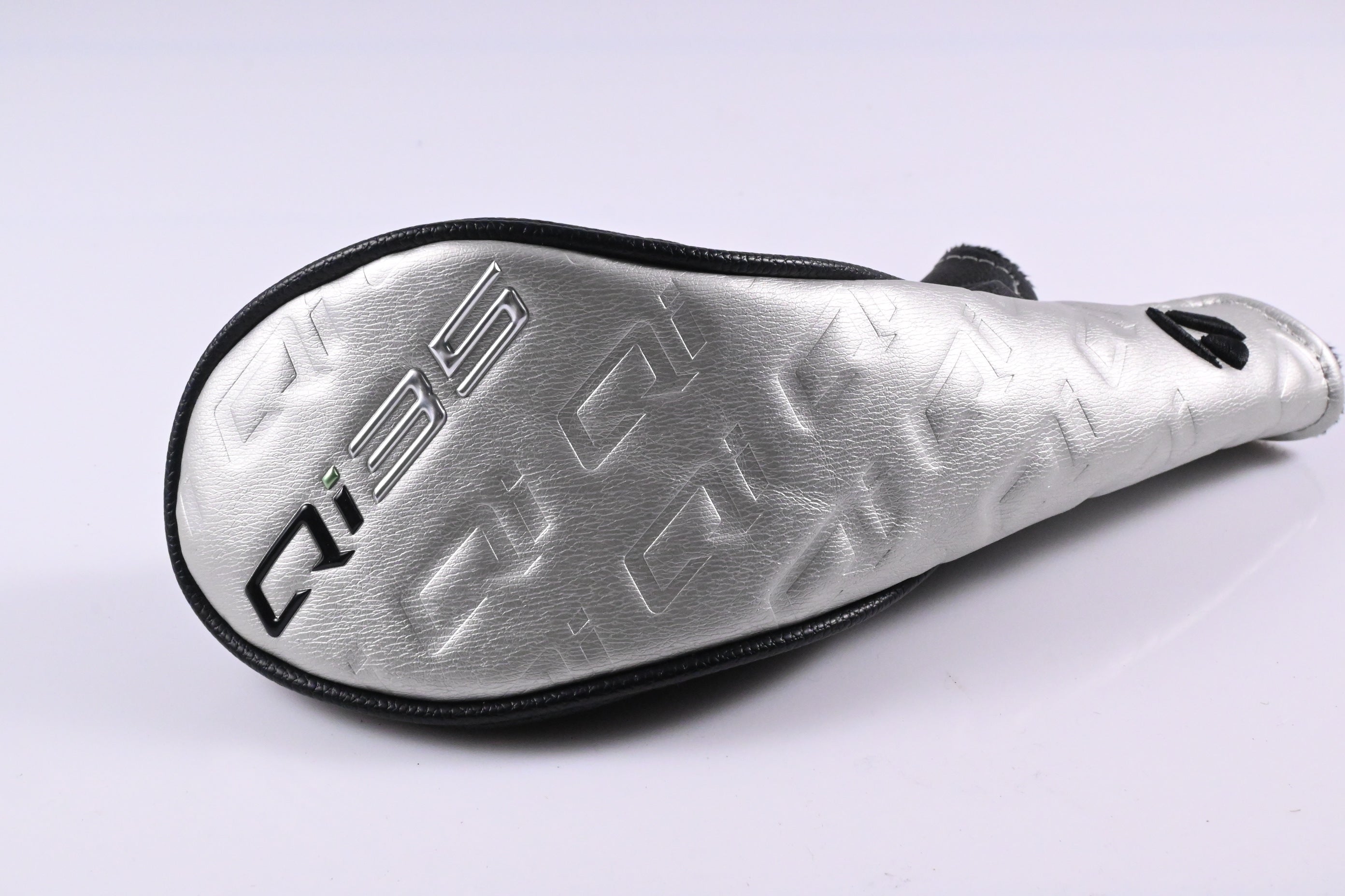 Taylormade Qi35 #4 Hybrid / 22 Degree / Regular Flex Fujikura Ventus Blue 6