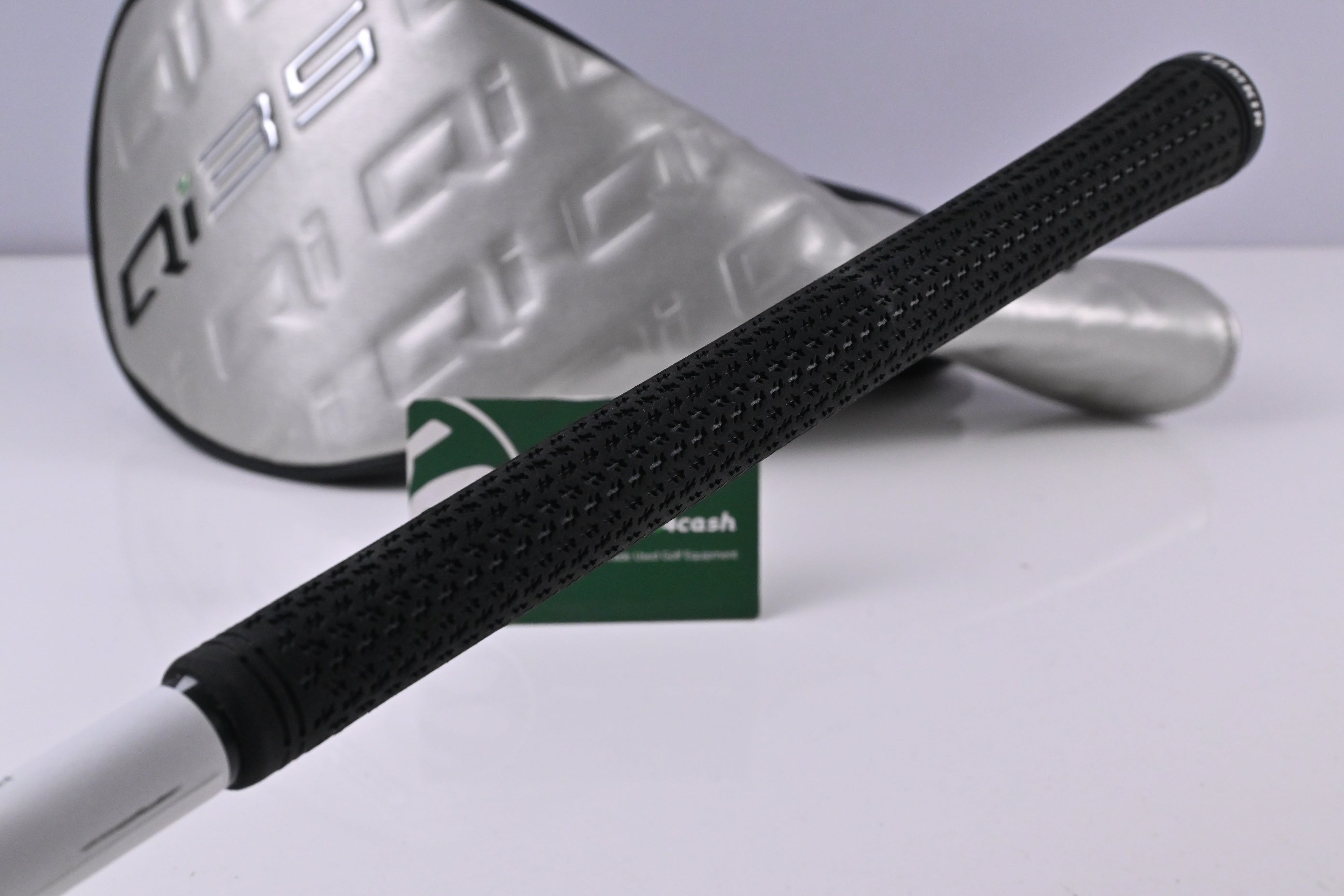 Taylormade Qi35 Driver / 9 Degree / Stiff Flex Project X Cypher 2.0 50 Shaft