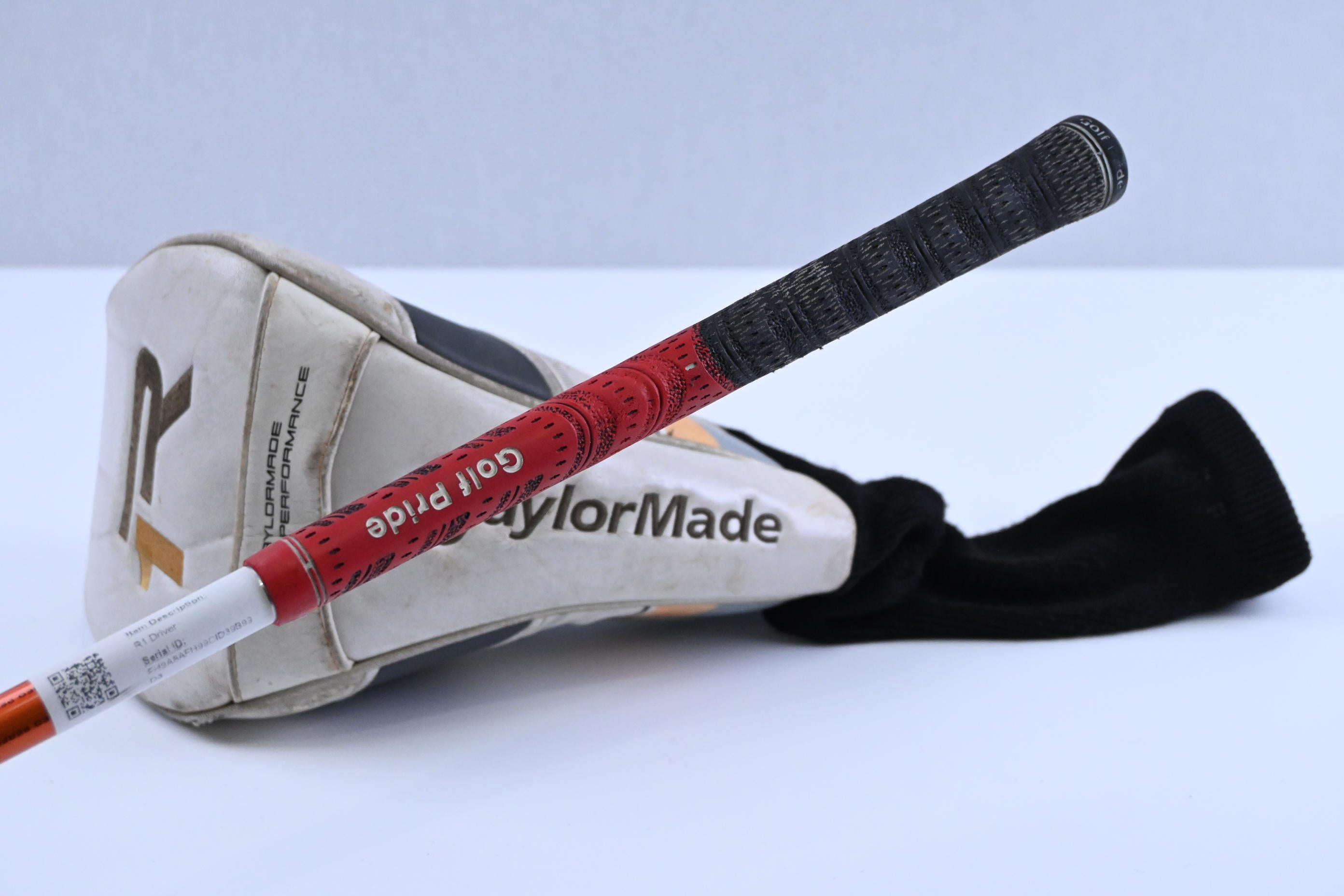Taylormade R1 Driver / 8-12 Degree / Stiff Flex Aldila RIP Phenom 55 Shaft