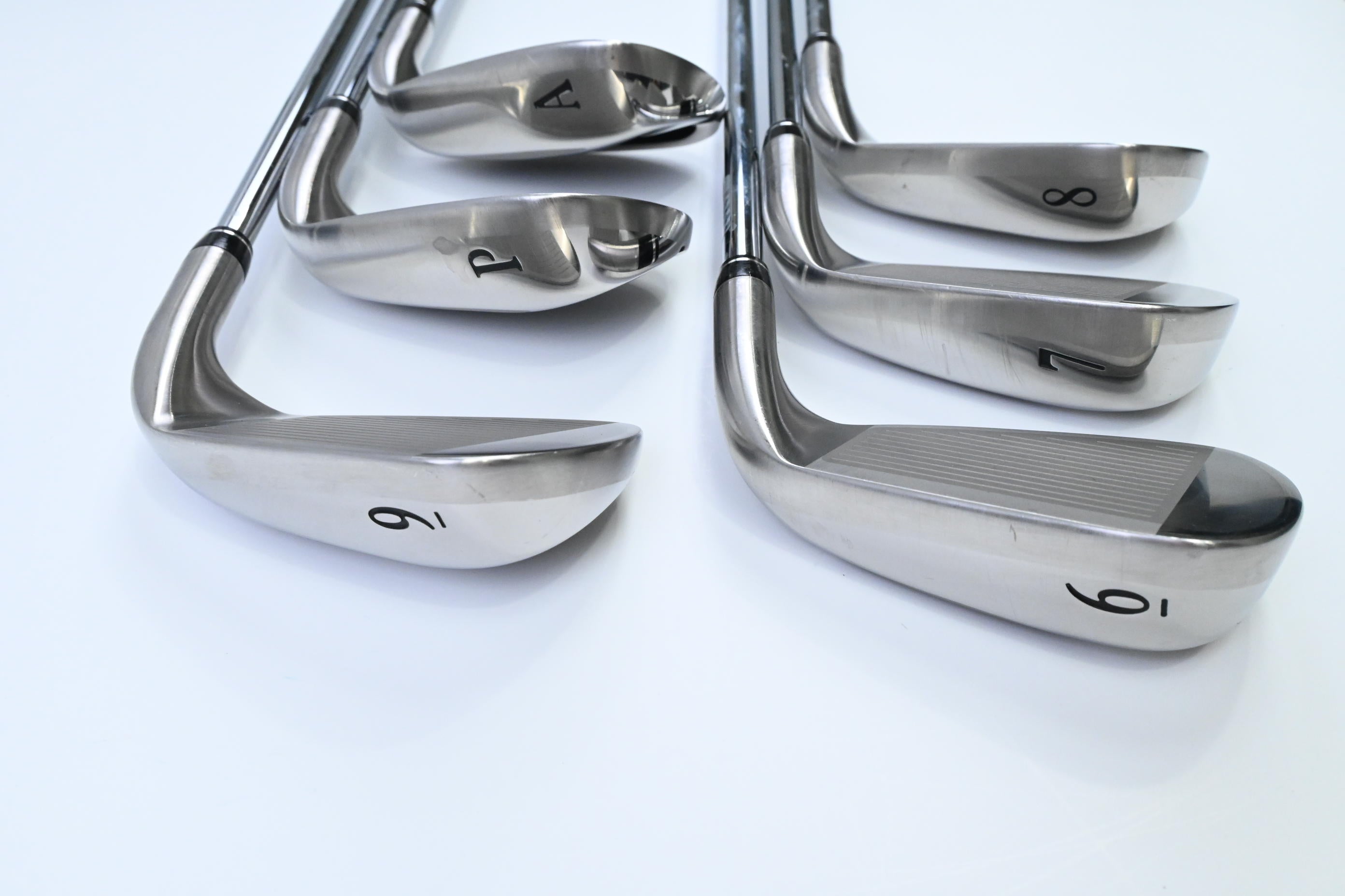 Left Hand XXIO 12 Irons / 6-PW+AW / Regular Flex NS Pro 850GH DST Shafts