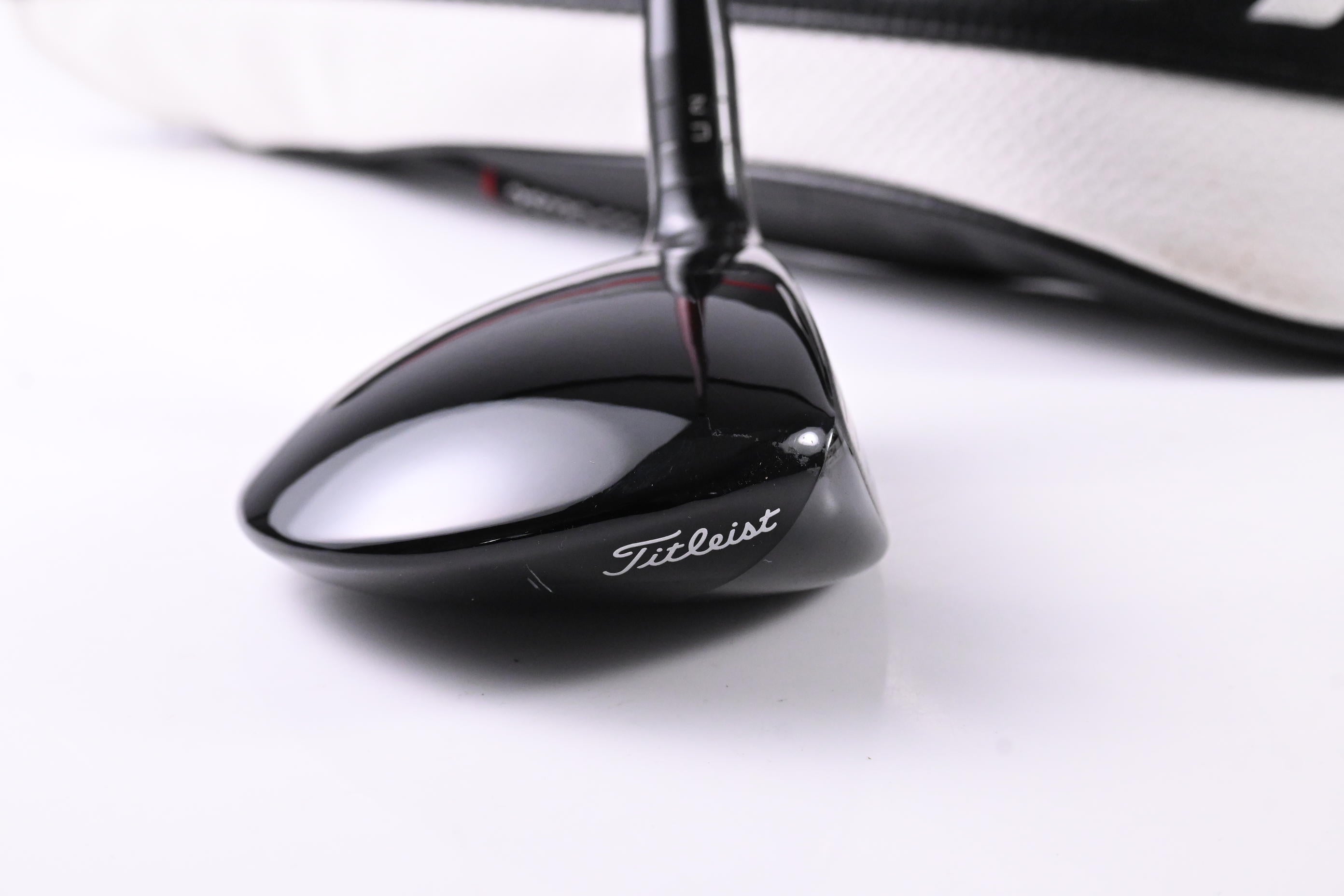 Titleist GT2 #3 Wood / 16.5 Degree / Regular Flex Project X Denali Red 60 Shaft