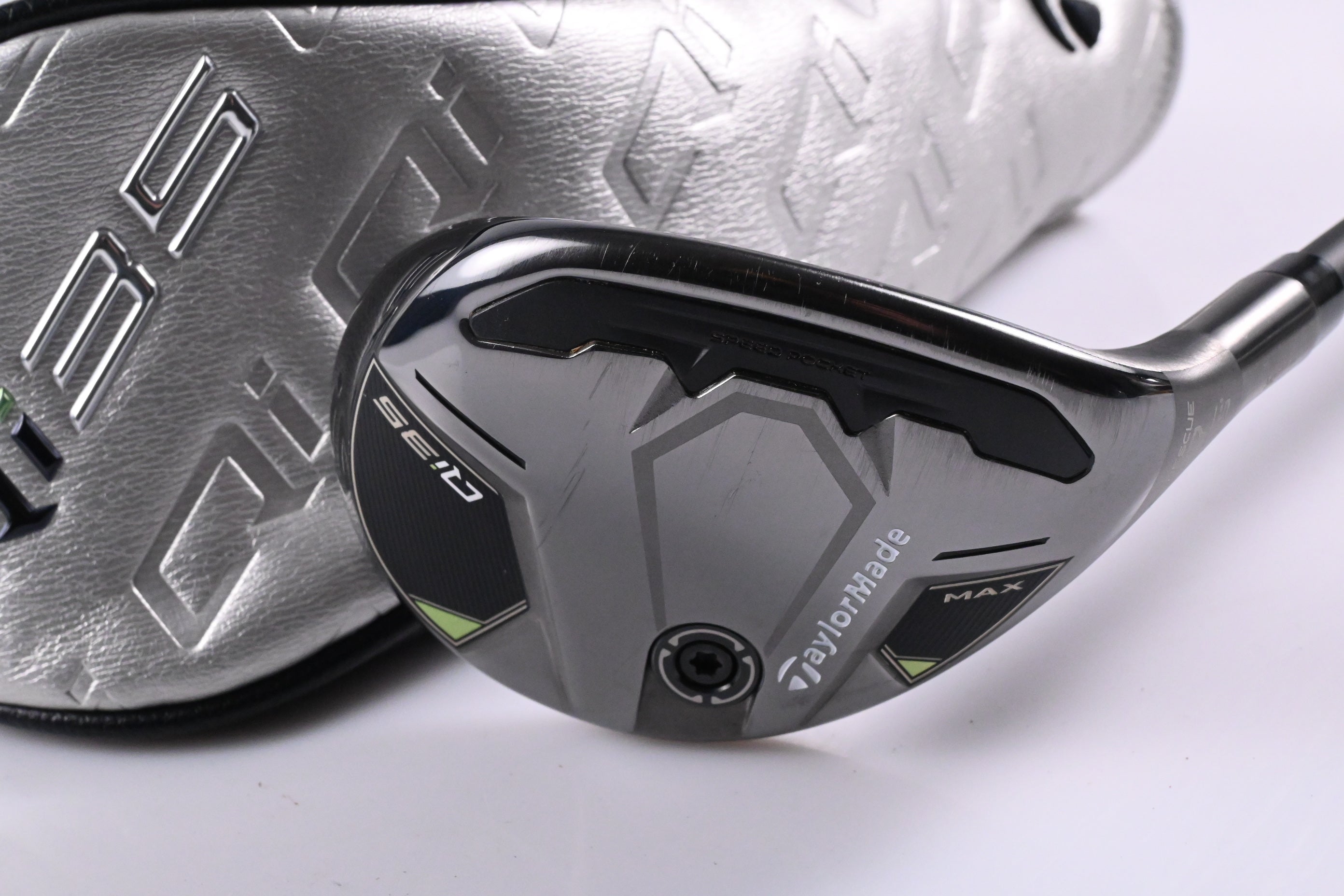 Taylormade Qi35 Max #7 Hybrid / 35 Degree / Regular Flex Vanquish 5 Shaft