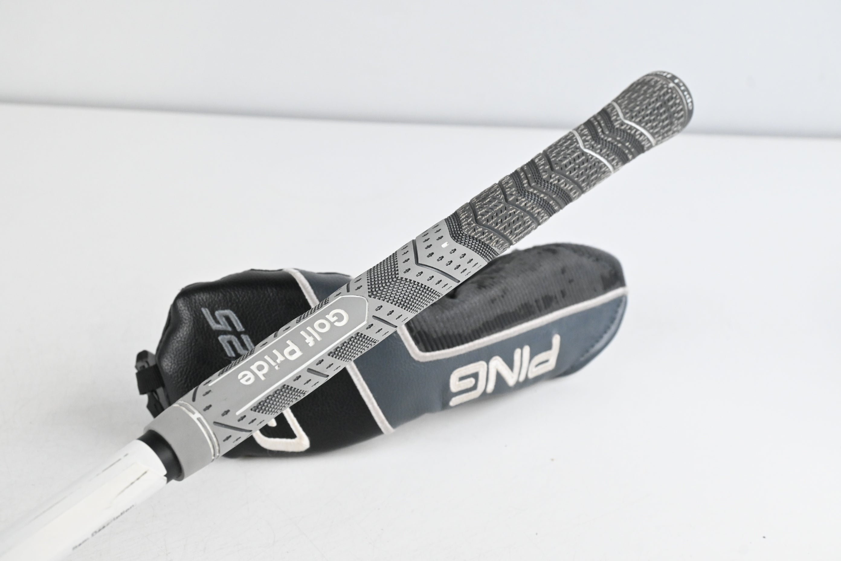 Ping G425 #3 Hybrid / 19 Degree / Regular Flex Ping Alta CB Slate 70 Shaft