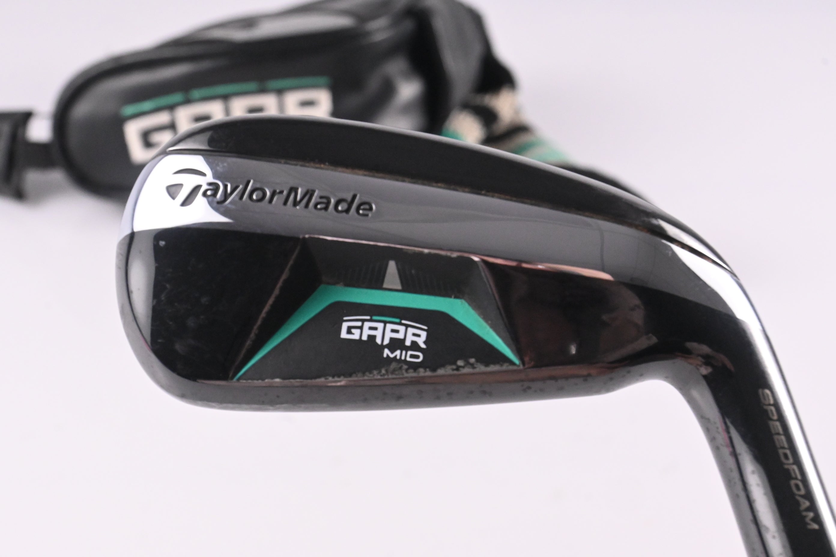 Taylormade GAPR Mid #3 Hybrid / 18 Degree / Stiff Flex KBS Hybrid 80 Shaft