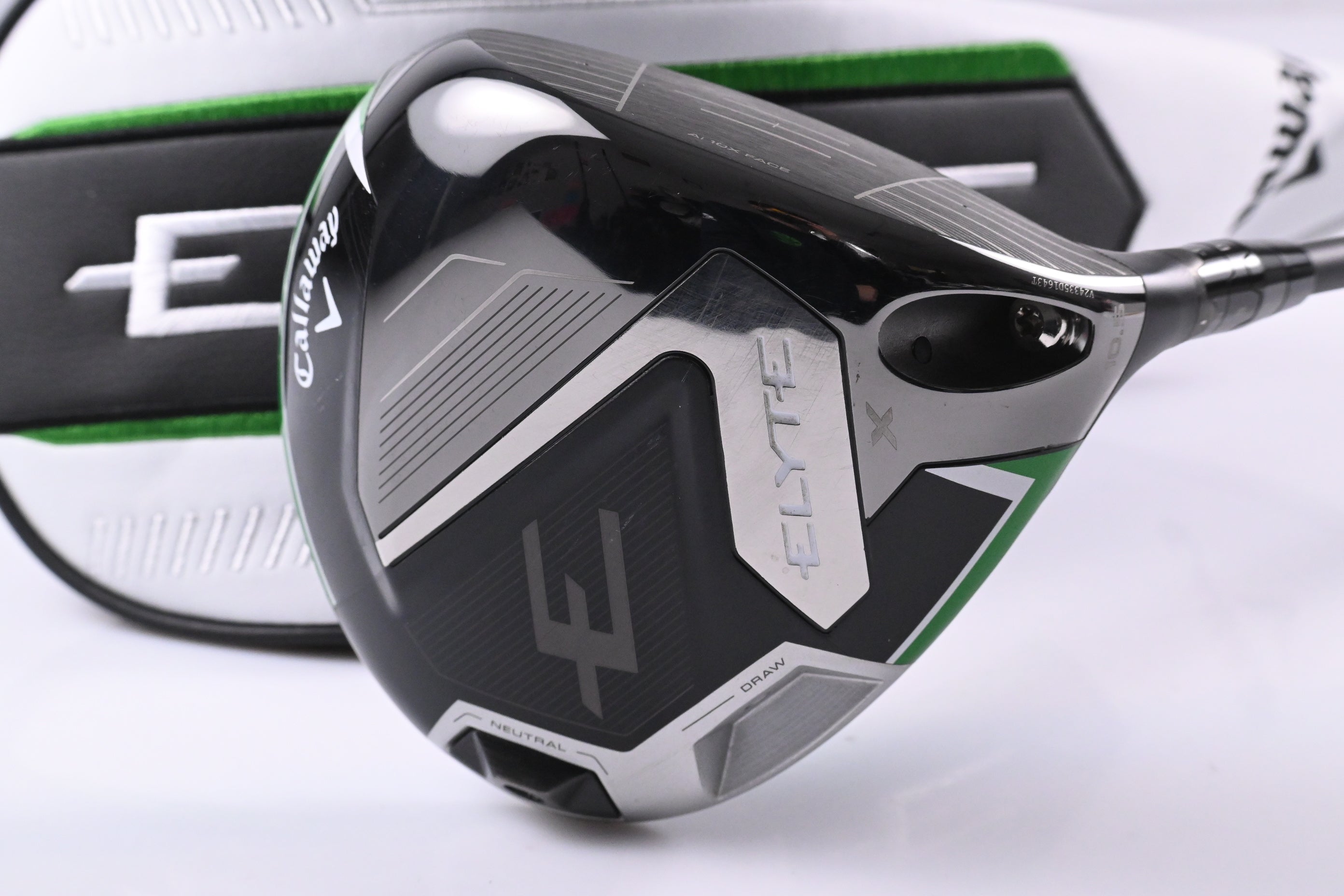 Callaway Elyte X Driver / 10.5 Degree / Regular Flex Vanquish 4 Shaft