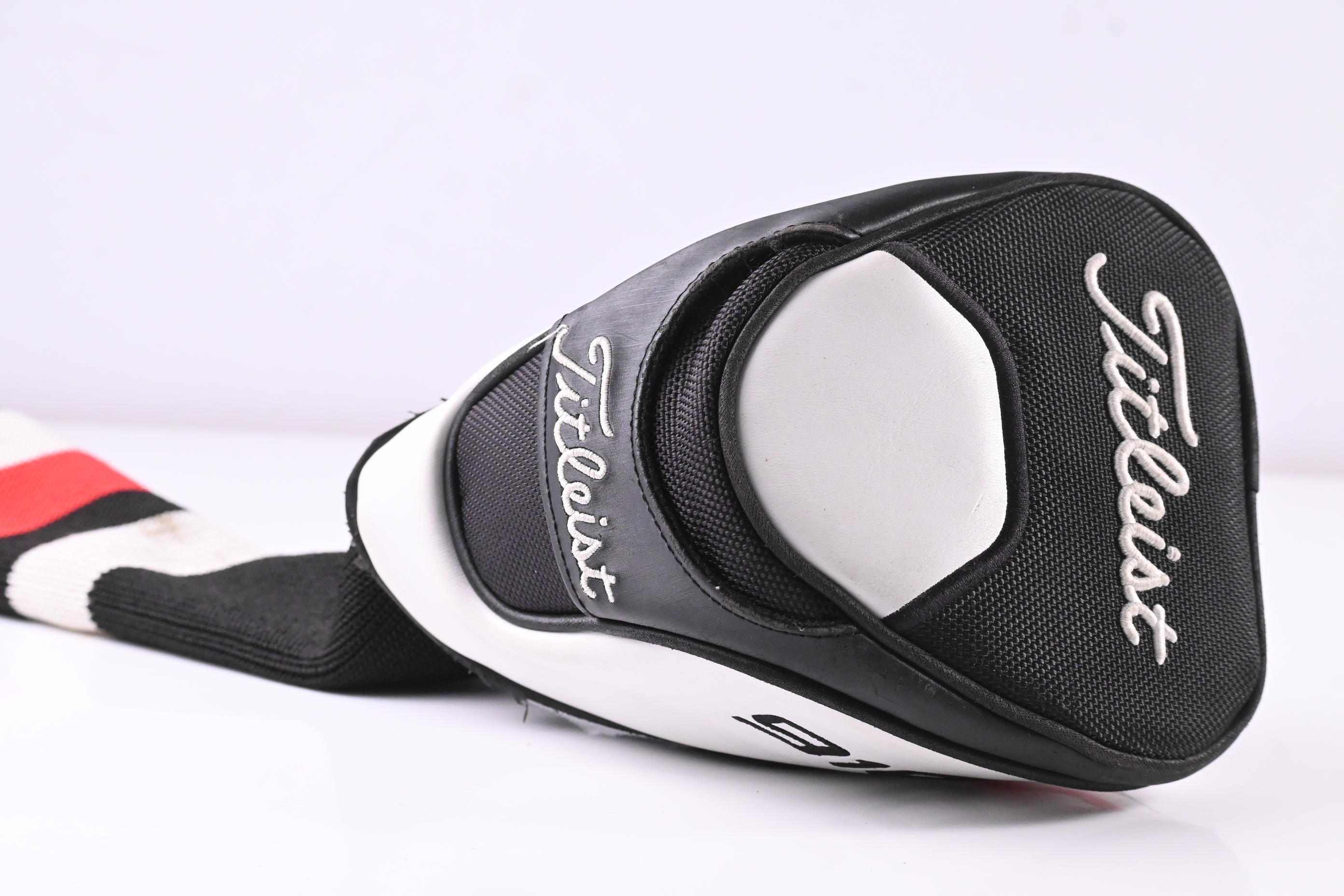 Titleist 910 D2 Driver / 10.5 Degree / Stiff Flex Diamana Kai`li 65 Shaft