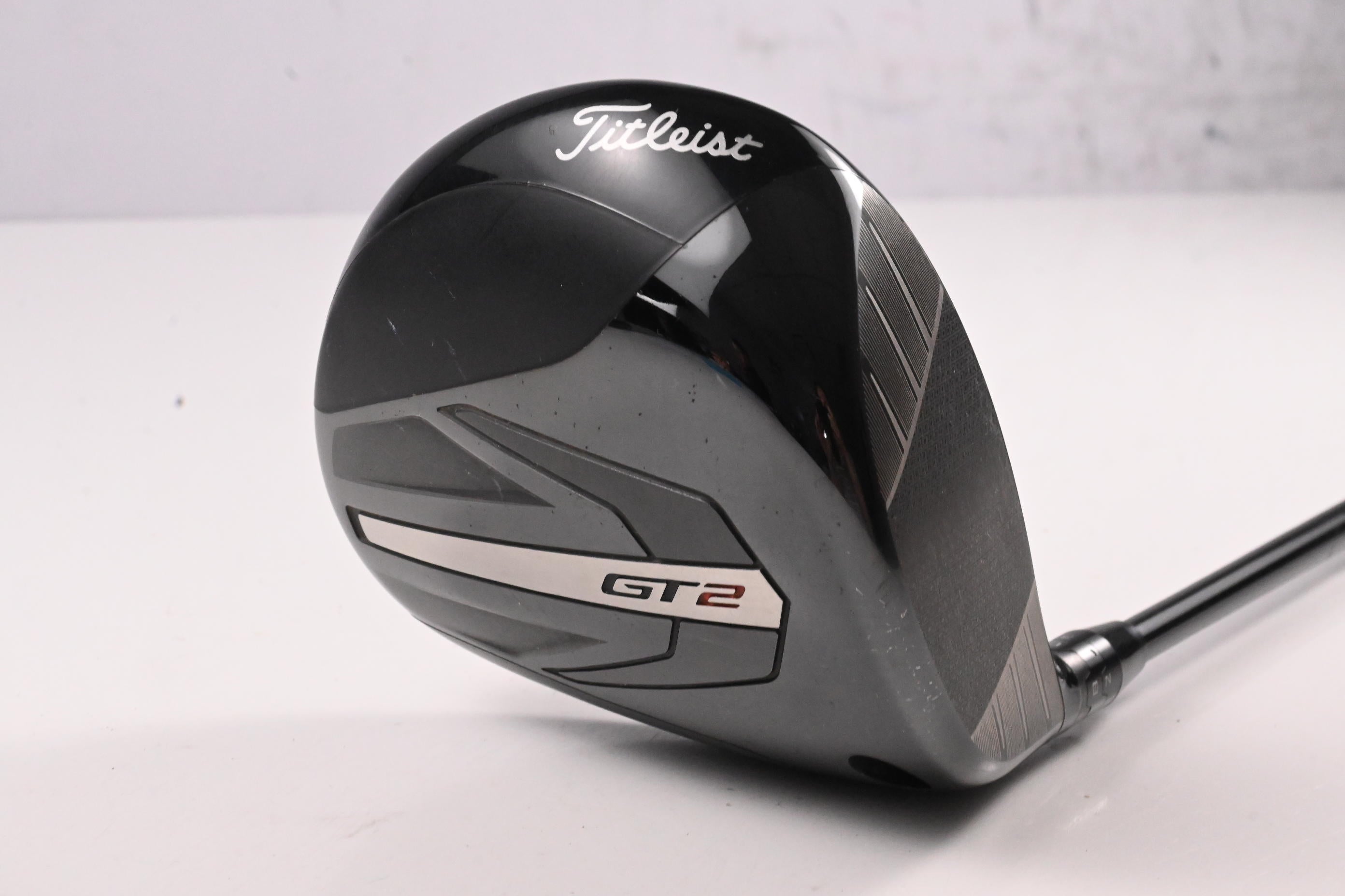 Titleist GT2 Driver / 10 Degree / Stiff Flex Kai'li Blue 60 Shaft