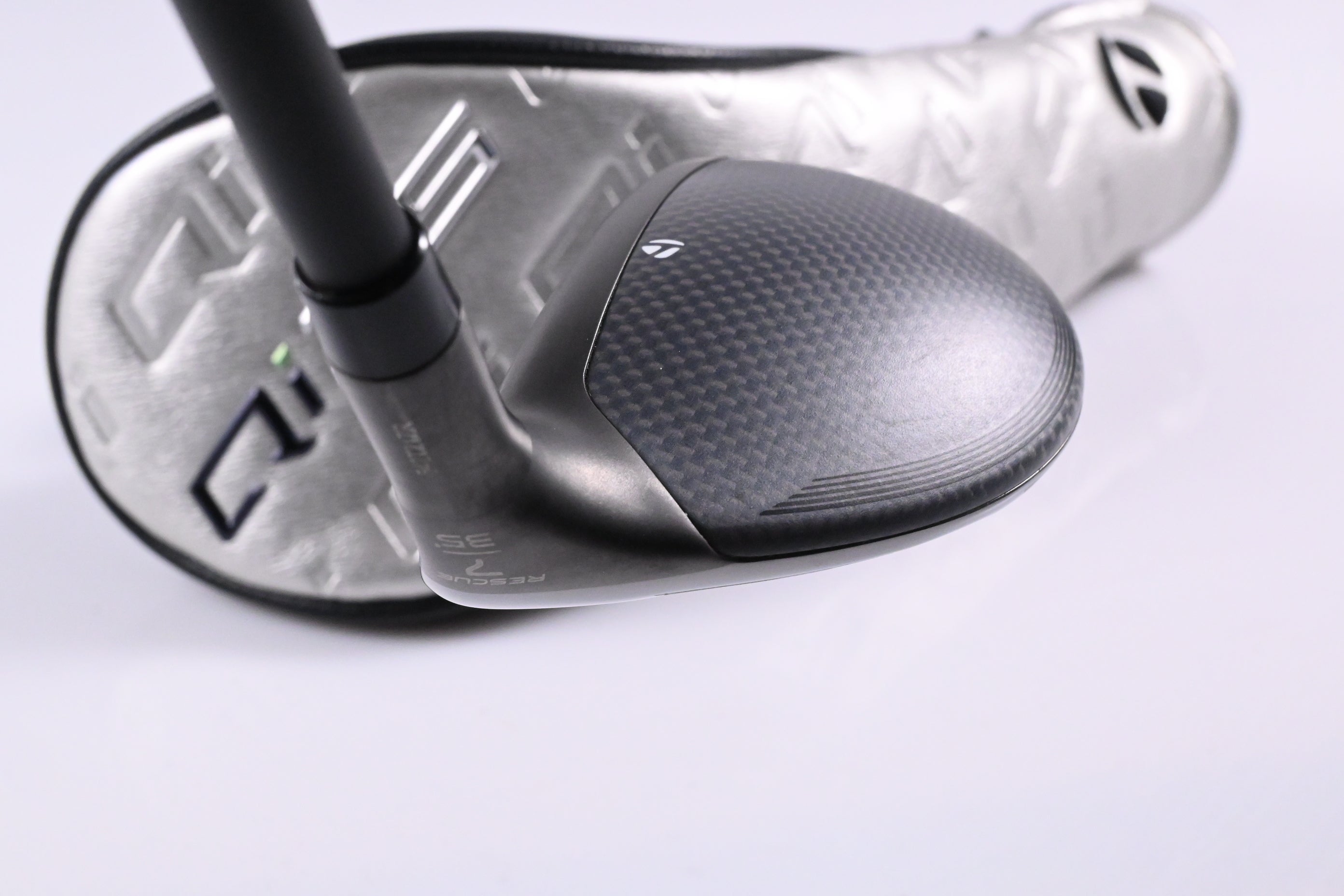 Taylormade Qi35 Max #7 Hybrid / 35 Degree / Regular Flex Vanquish 5 Shaft