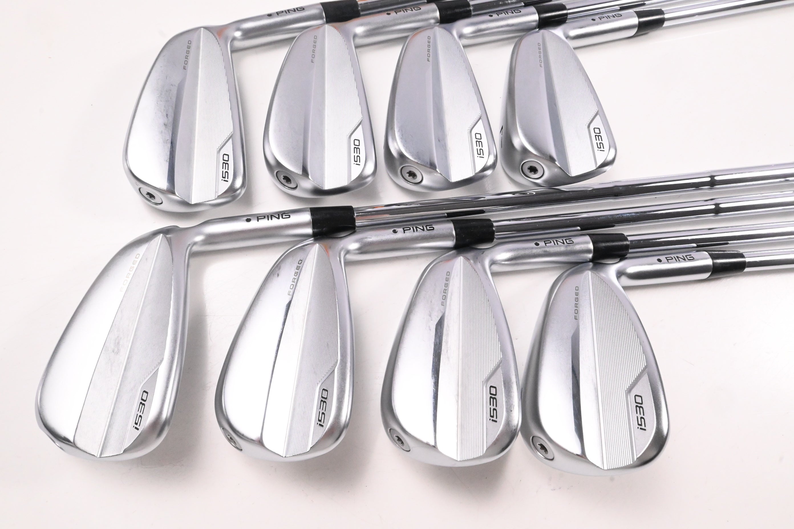 Ping i530 Irons / 4-PW+GW / Black Dot / Stiff Flex Dynamic Gold Mid 115 S300
