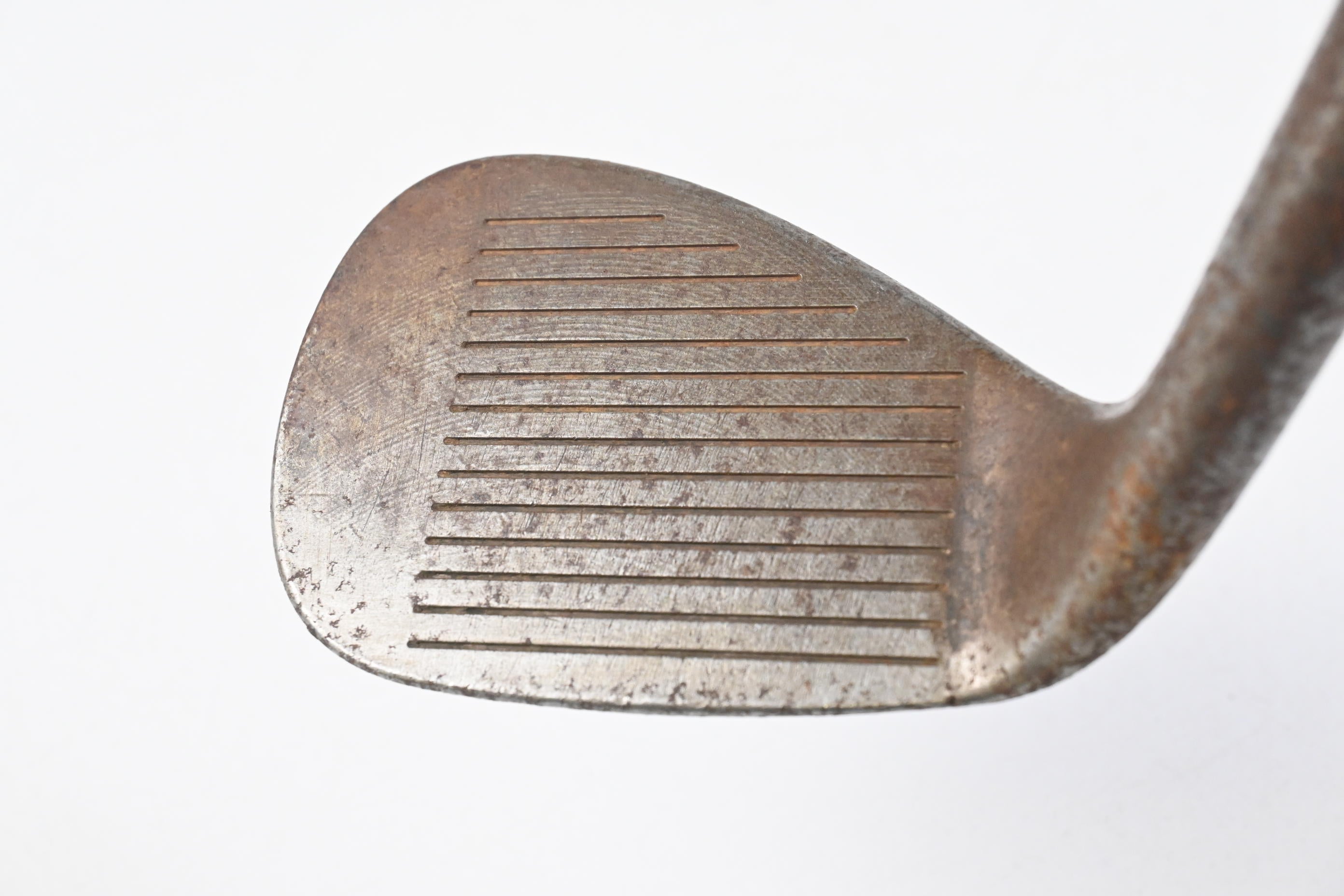 Cleveland 588 RTX 2.0 Gap Wedge / 52 Degree / Stiff Flex Dynamic Gold S400