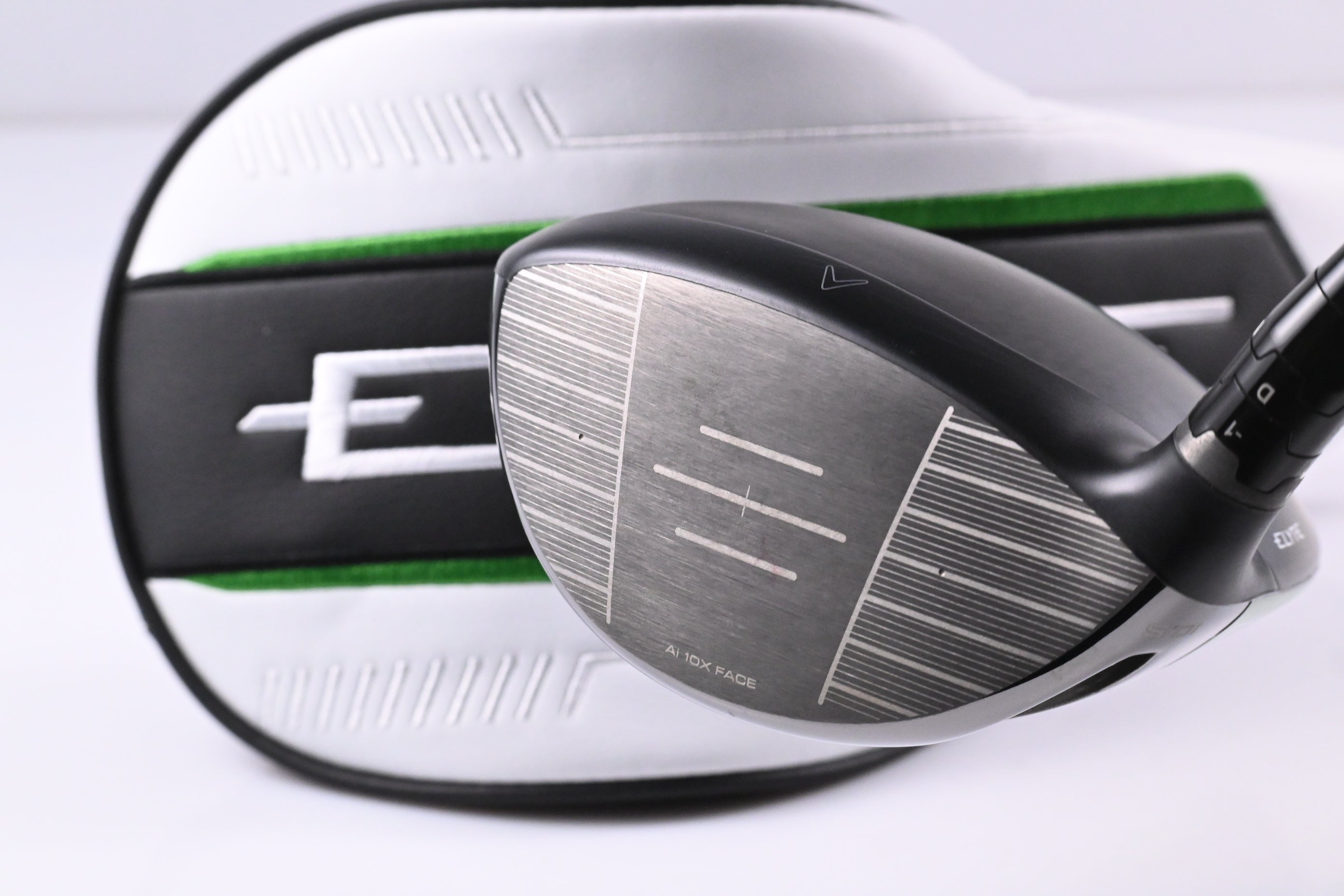 Callaway Elyte X Driver / 10.5 Degree / Regular Flex Vanquish 4 Shaft