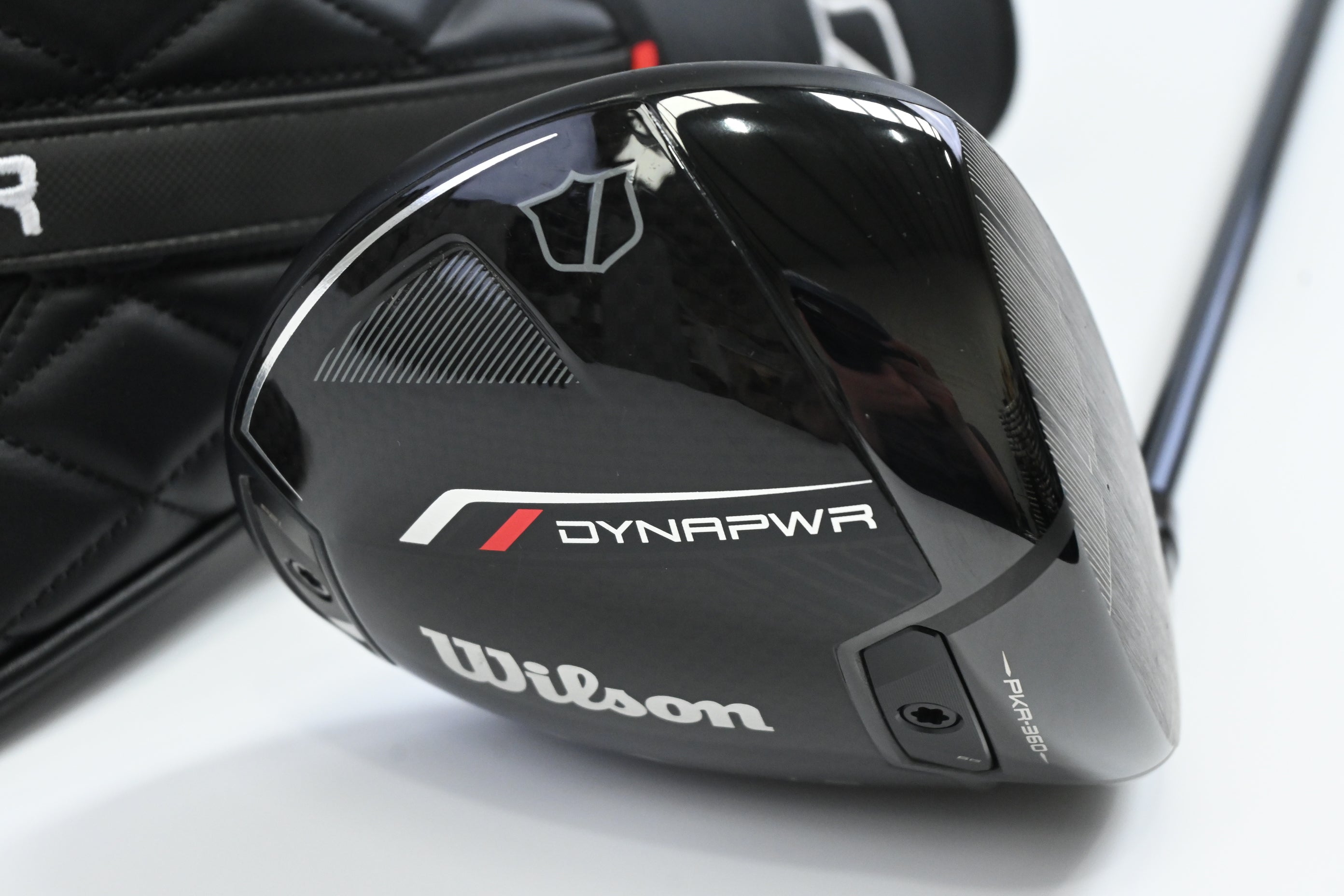 Wilson DYNAPWR 2025 LS Driver / 9 Degree / X-Flex UST Lin-Q White 6 Shaft