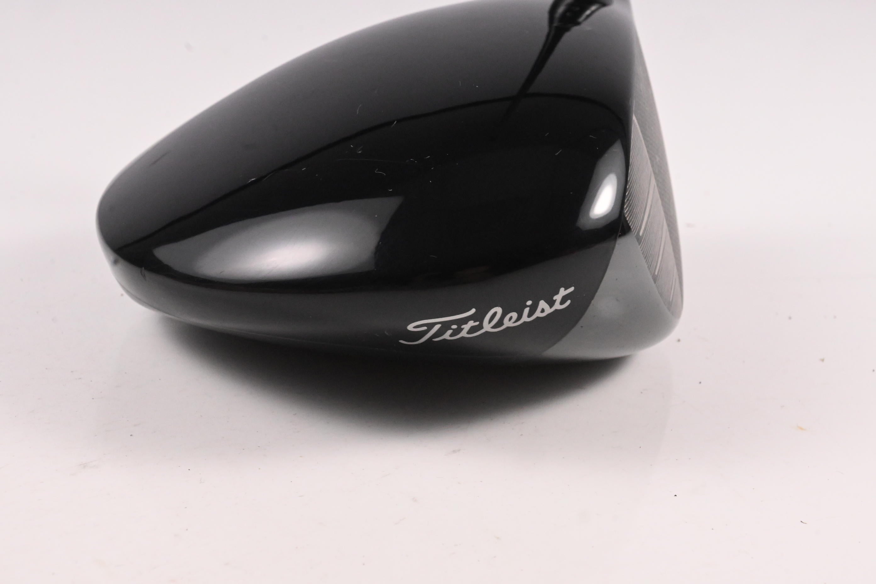 Titleist GT2 Driver / 10 Degree / Stiff Flex Kai'li Blue 60 Shaft