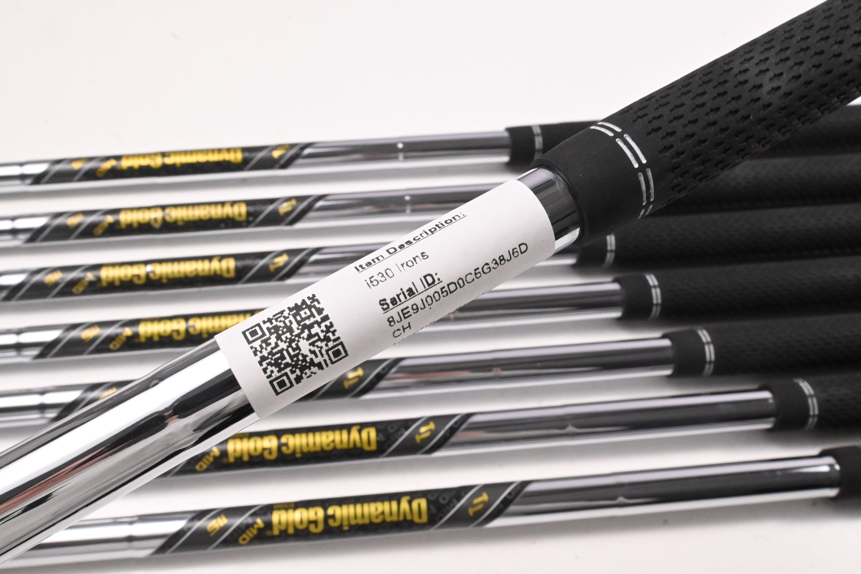 Ping i530 Irons / 4-PW+GW / Black Dot / Stiff Flex Dynamic Gold Mid 115 S300