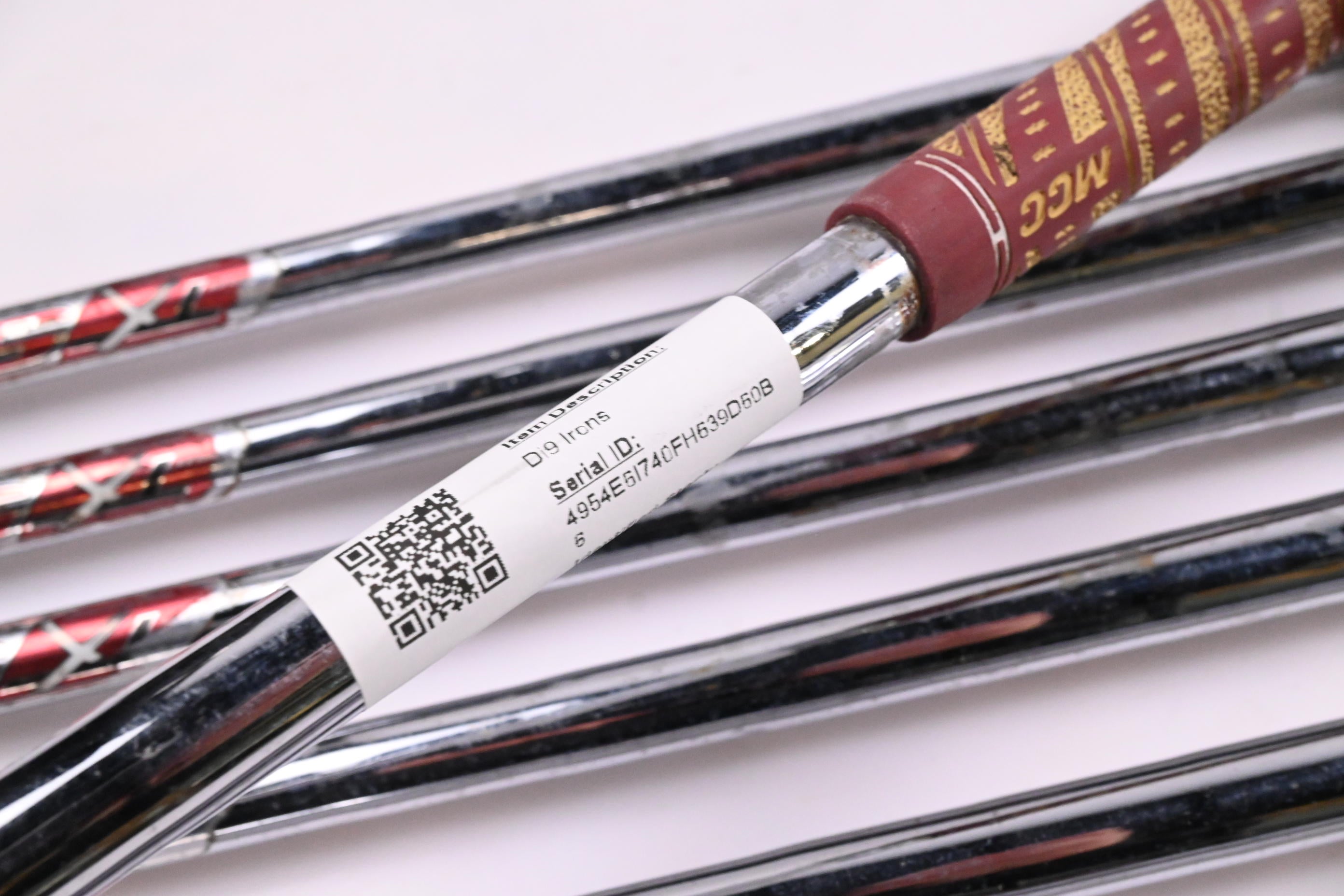Wilson Di9 Irons / 4-PW+SW / UniFlex TX-99 Shafts