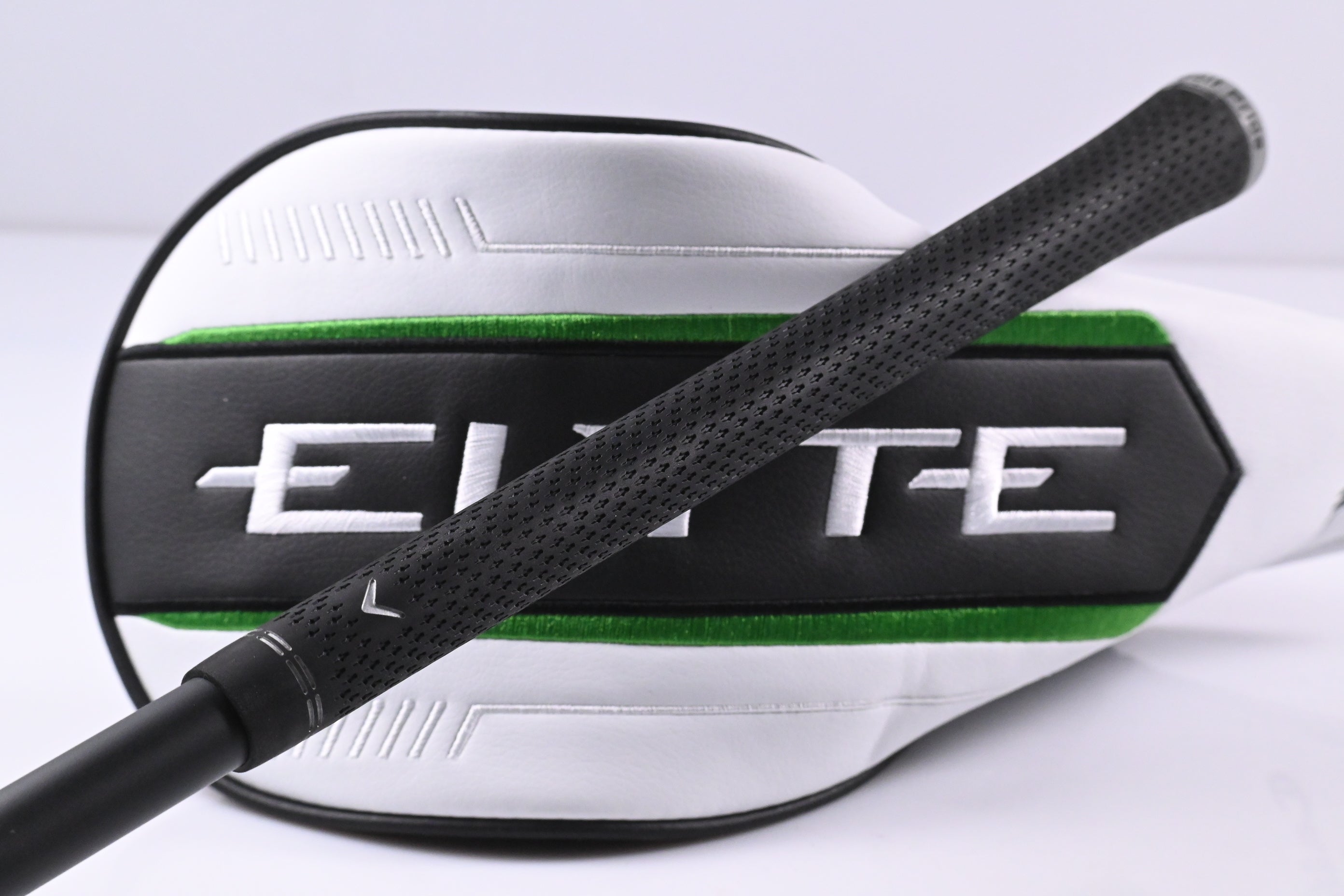 Callaway Elyte X Driver / 10.5 Degree / Regular Flex Vanquish 4 Shaft