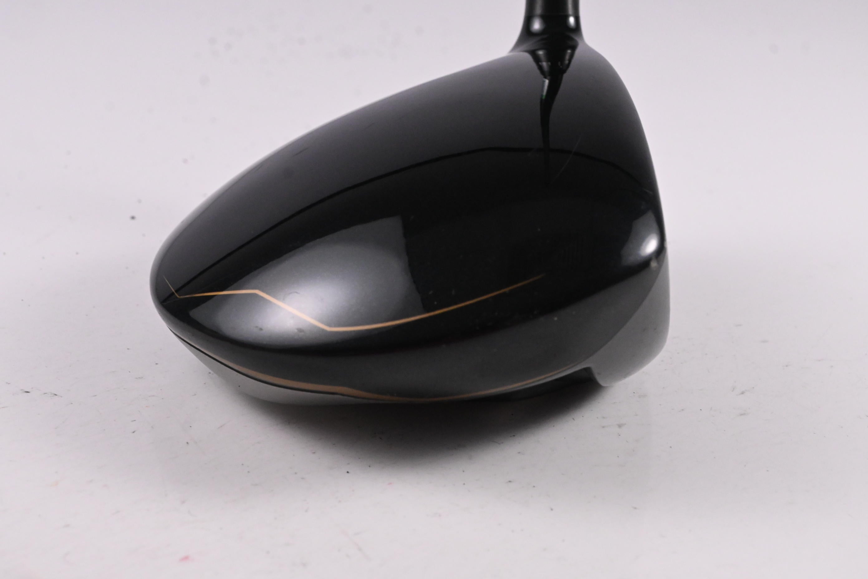 Cleveland 588 Custom Driver / 10.5 Degree / Stiff Flex Matrix Ozik 6 Shaft