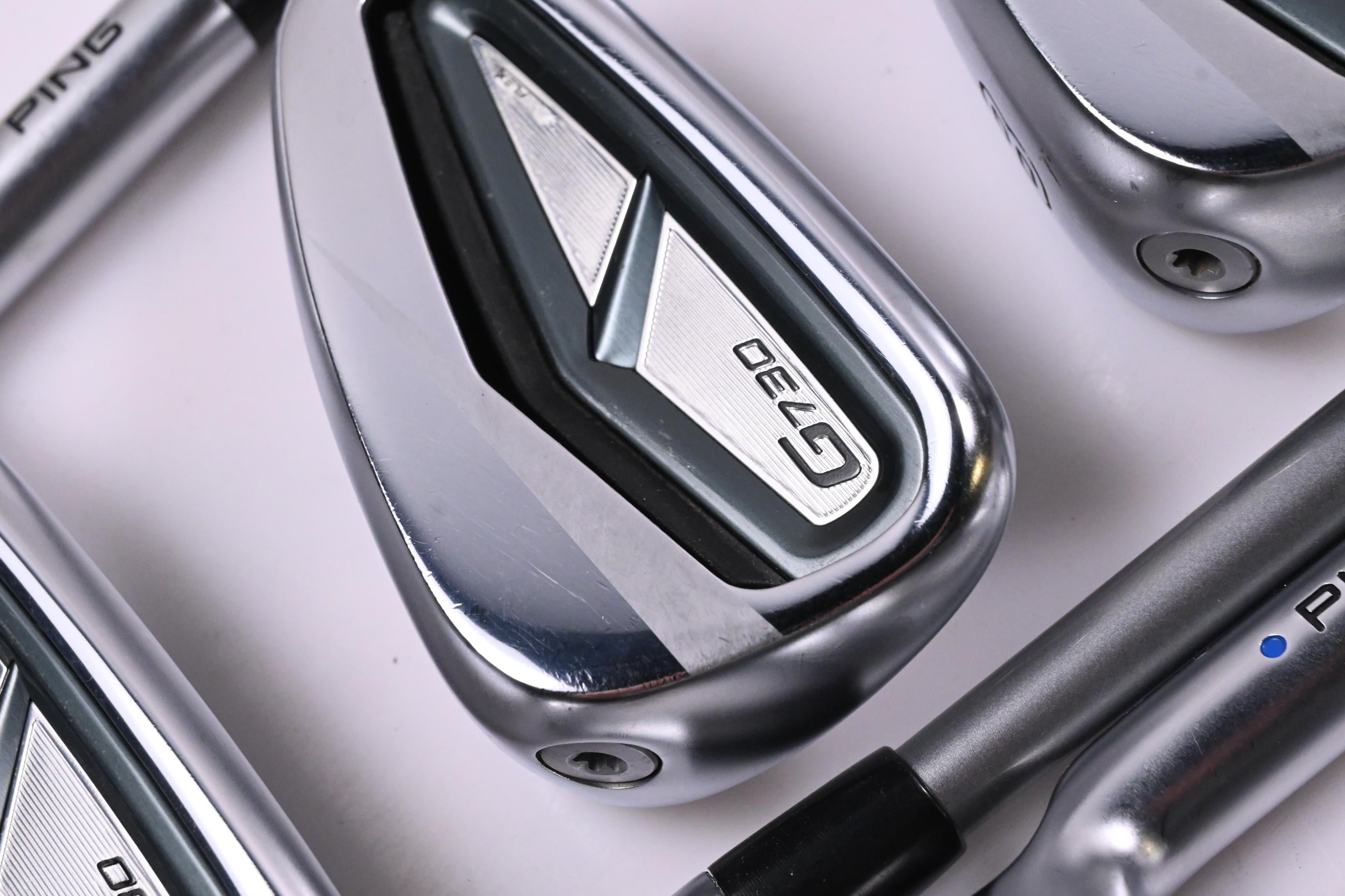 Ping G730 Irons / 6-PW+GW+50°+56° / Blue Dot / Senior Flex Ping Alta Quick 45