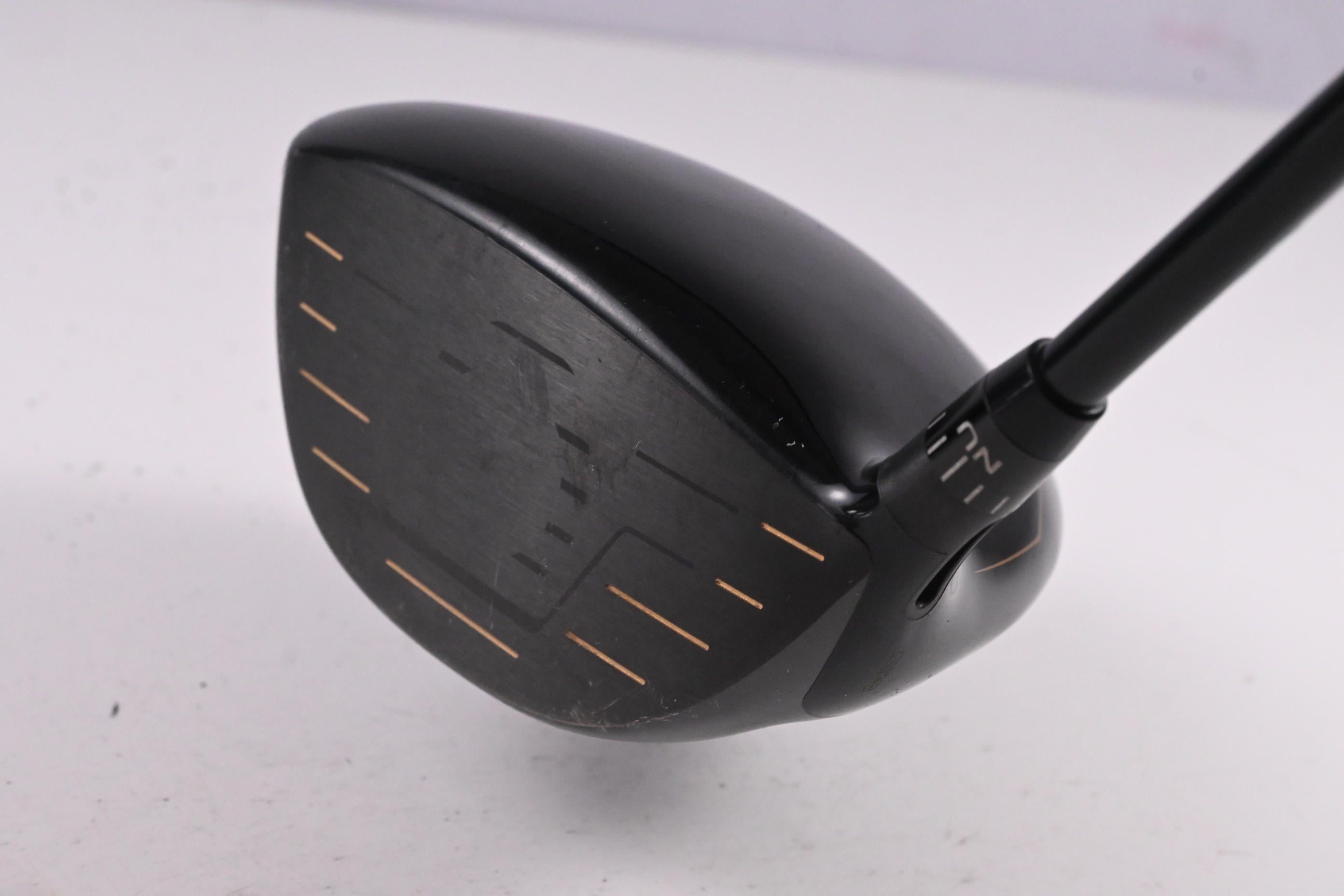 Cleveland 588 Custom Driver / 10.5 Degree / Stiff Flex Matrix Ozik 6 Shaft
