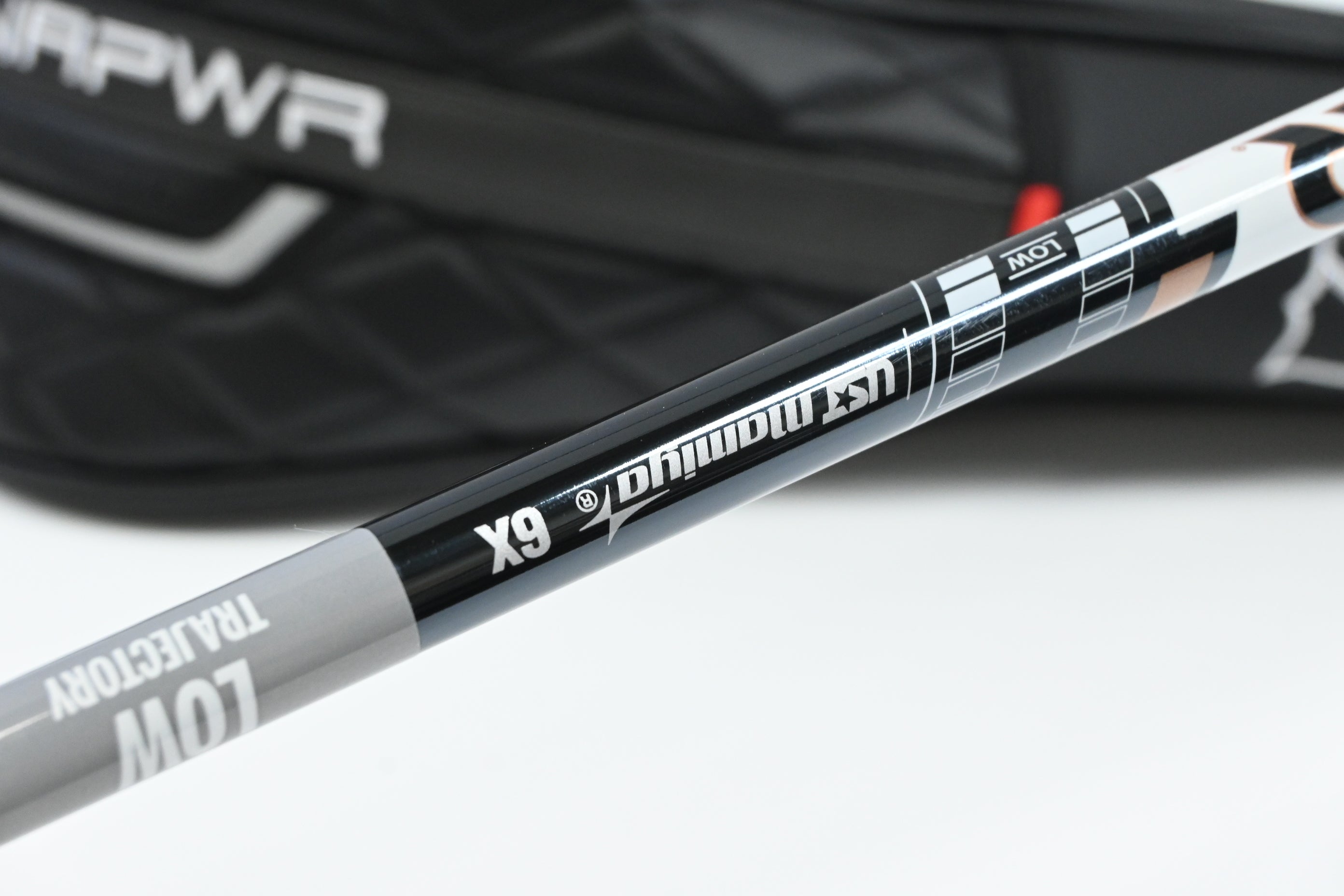 Wilson DYNAPWR 2025 LS Driver / 9 Degree / X-Flex UST Lin-Q White 6 Shaft
