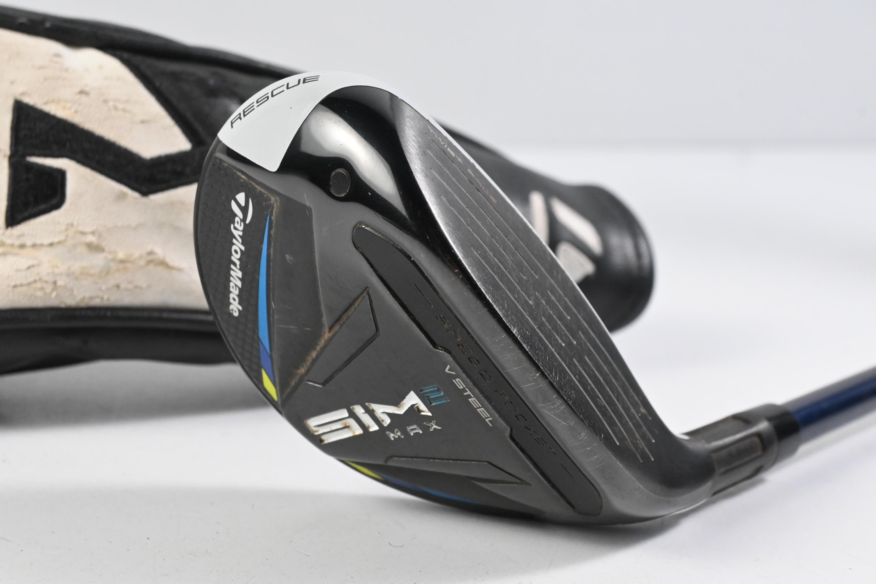 Taylormade SIM2 Max #3 Hybrid / 19 Degree / Stiff Flex Fujikura Ventus Blue 7