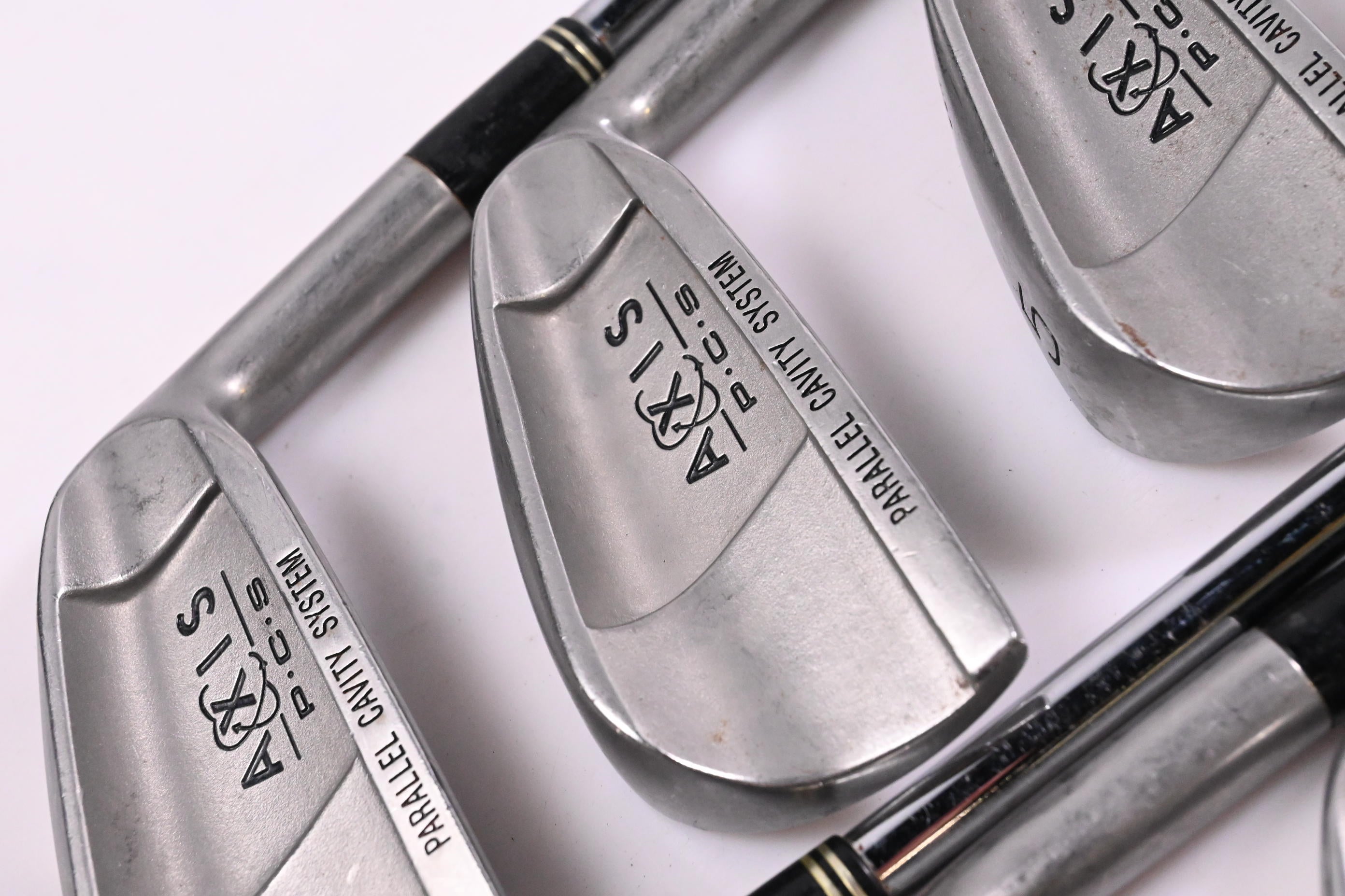 Mizuno Axis Irons / 3-PW+SW / Regular Flex Mizuno Shafts