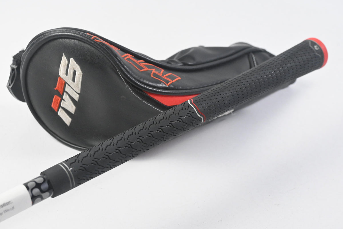 Taylormade M6 #5 Wood / 18 Degree / Stiff Flex Fujikura Atmos Red 6 Shaft
