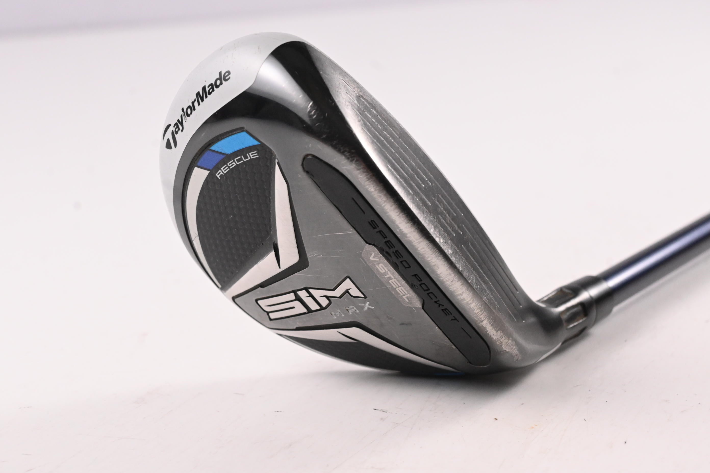 Taylormade SIM Max #4 Hybrid / 22 Degree / Regular Flex Fujikura Ventus Blue 6