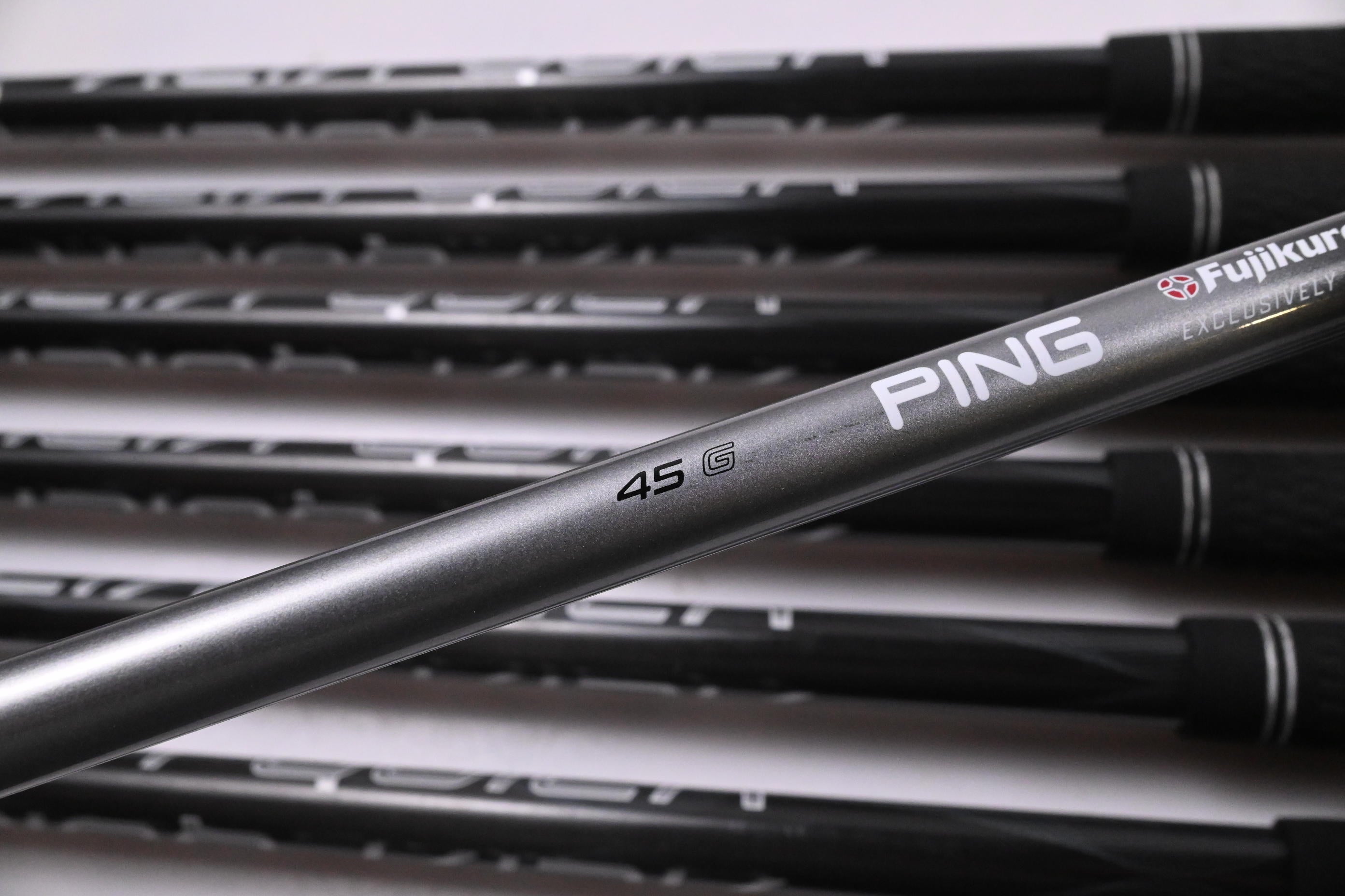 Ping G730 Irons / 6-PW+GW+50°+56° / Blue Dot / Senior Flex Ping Alta Quick 45