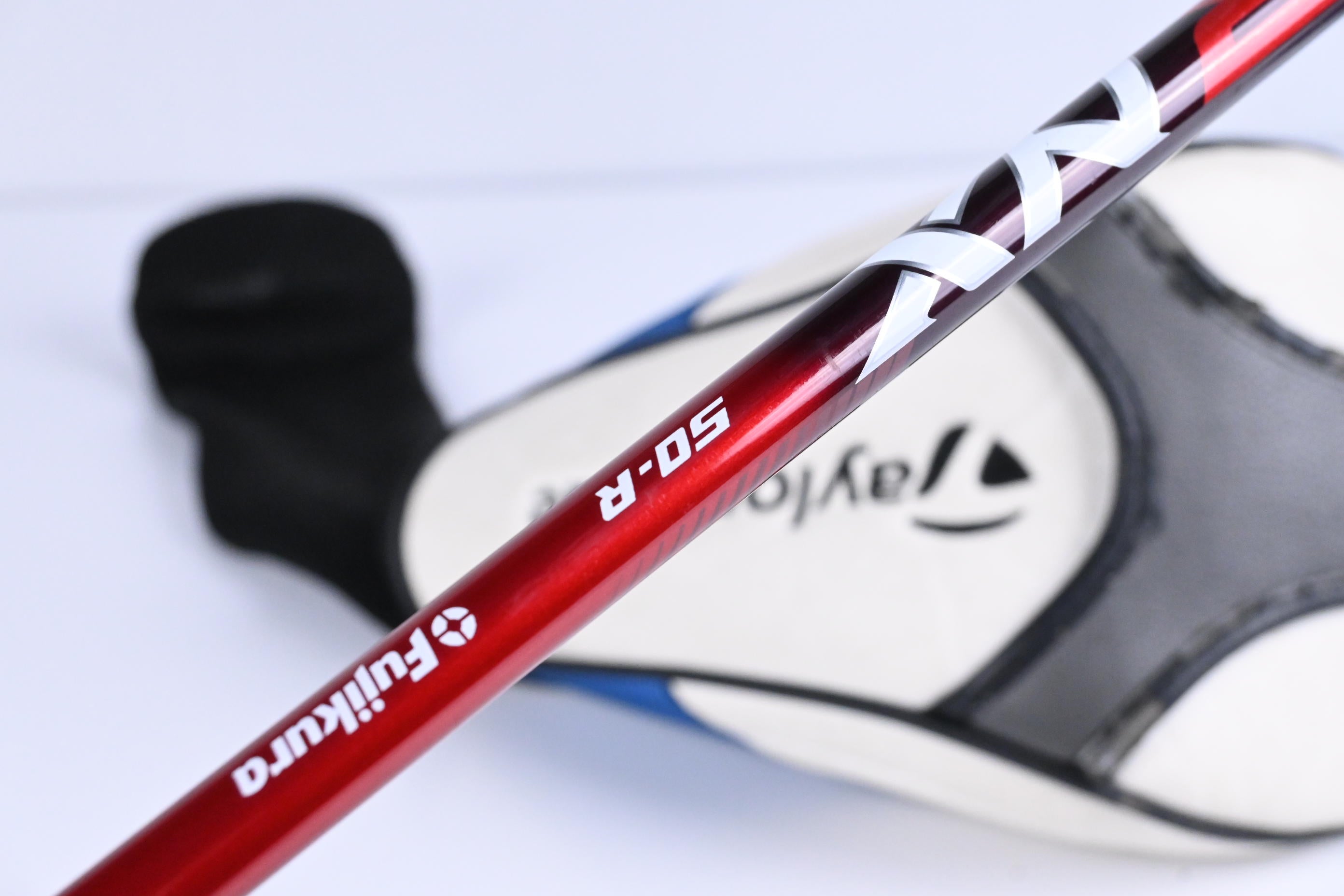 Left Hand Taylormade SLDR Driver / 10.5 Degree / Regular Flex Speeder NX 50