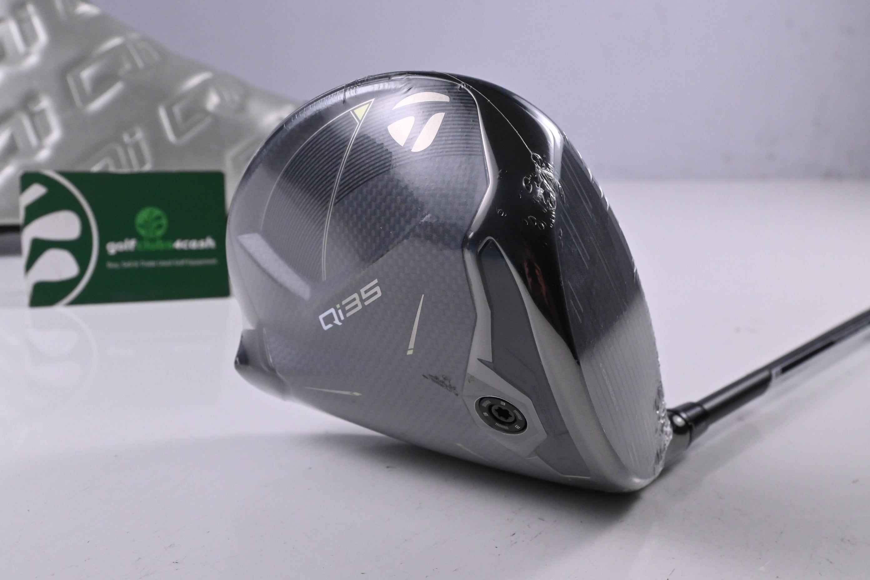 Taylormade Qi35 Driver / 10.5 Degree / Regular Flex Fujikura Ventus Blue '25 5