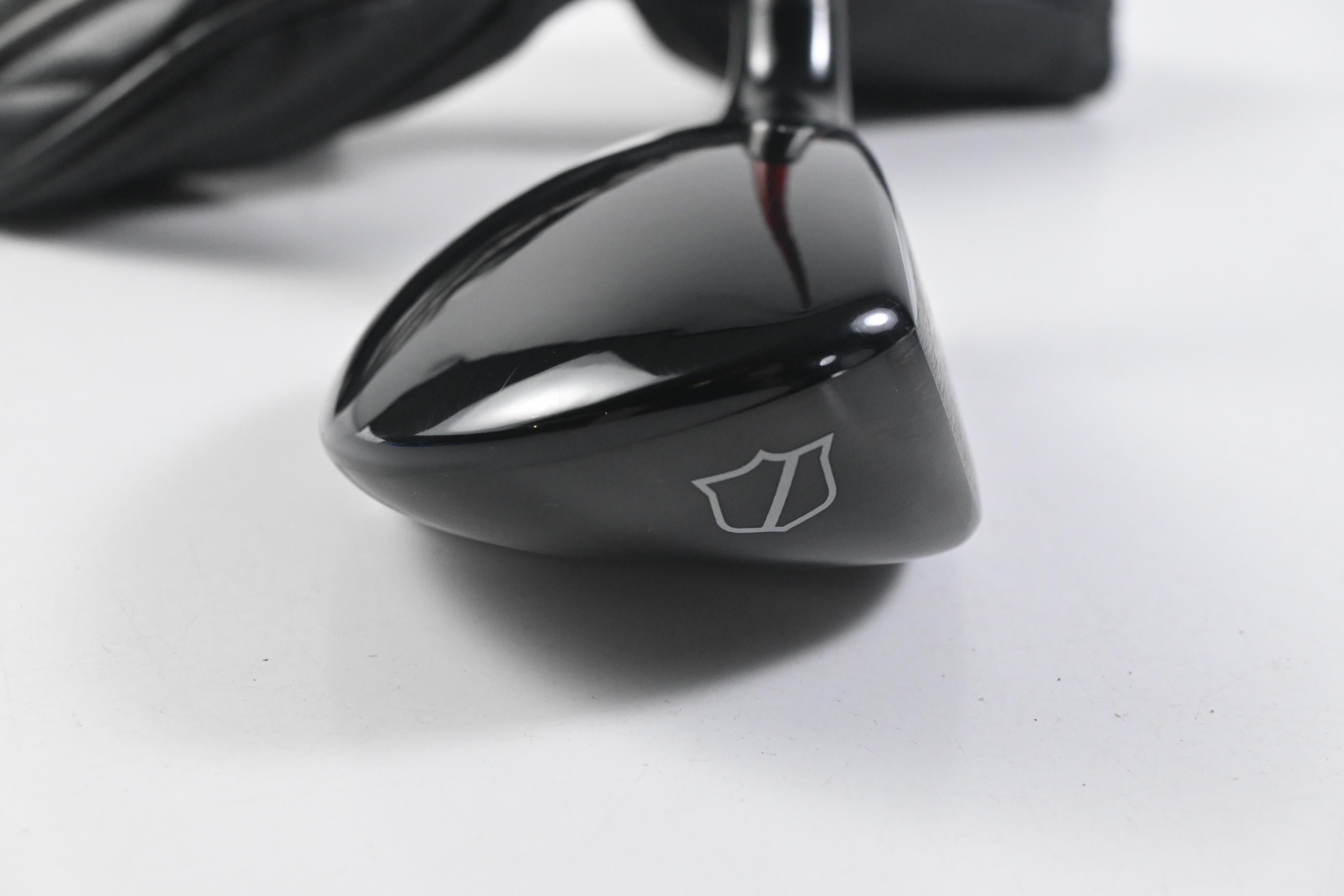 Wilson DYNAPWR 2025 #3 Hybrid / 19 Degree / Regular Flex Denali Red 70 Shaft
